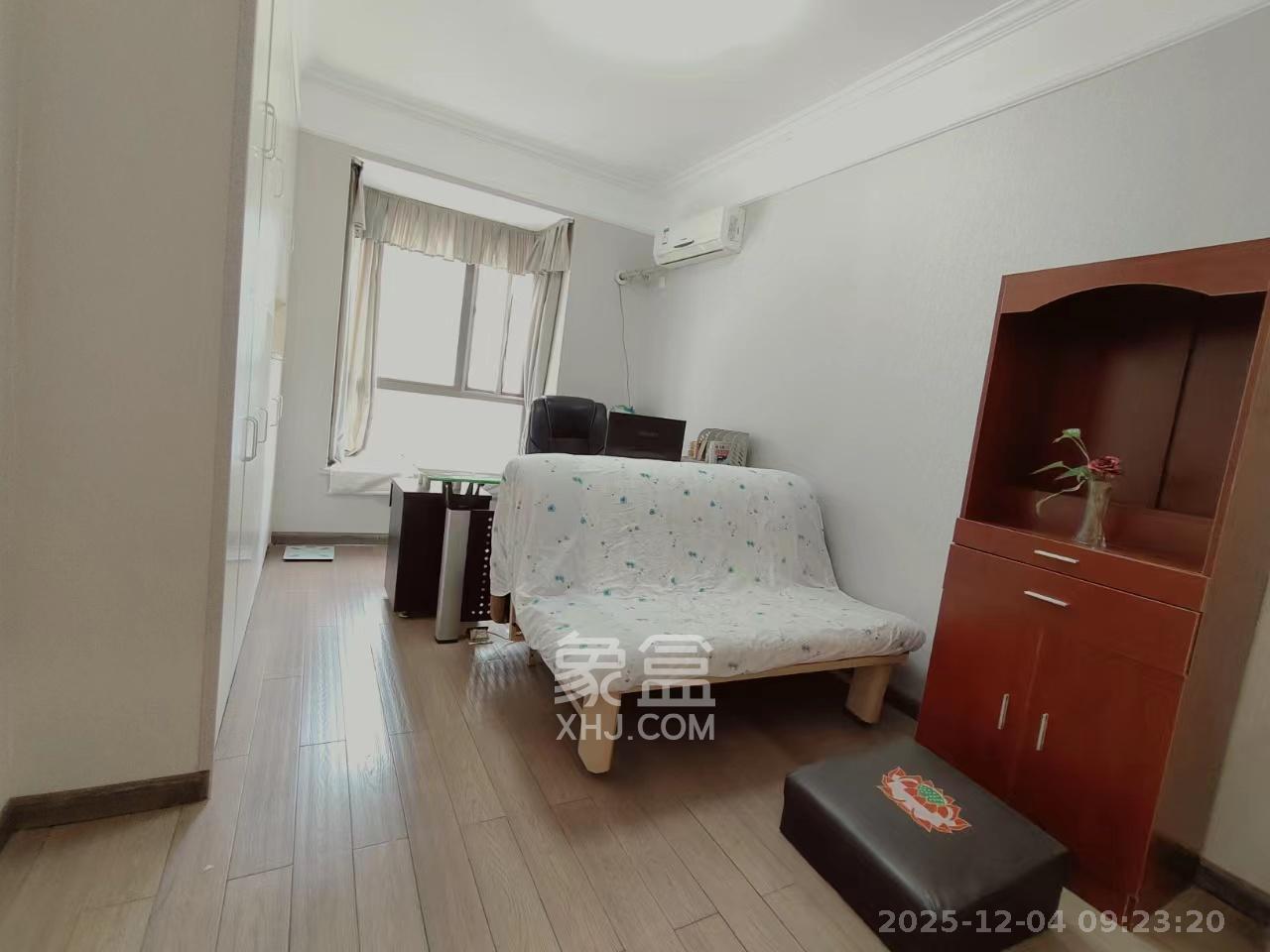 金域南外滩(望江佳园) 3室2厅2卫 3600.0元/月 金域南外滩(望江佳园) 3室2厅2卫 3600.0元/月室内图