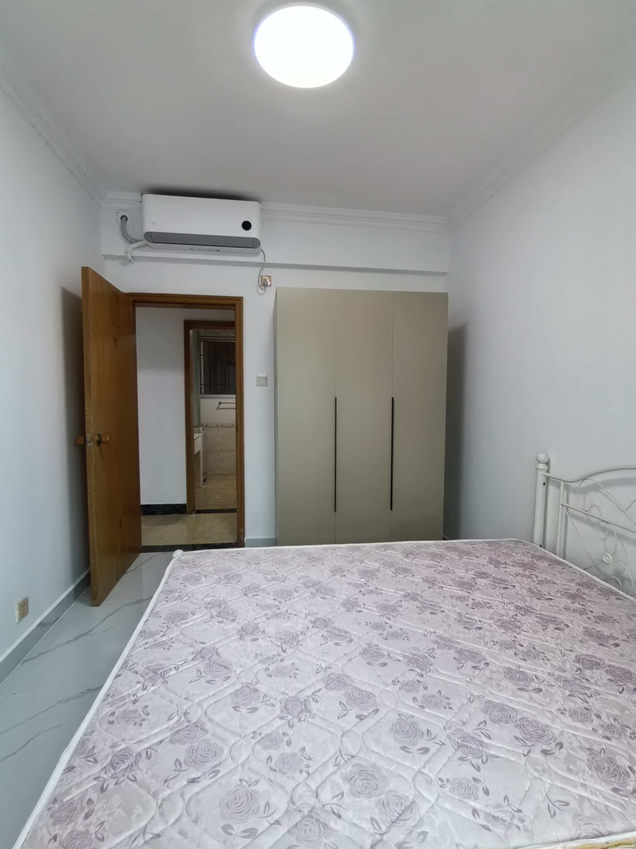 置地花园  3室2厅1卫    3000.0元/月室内图