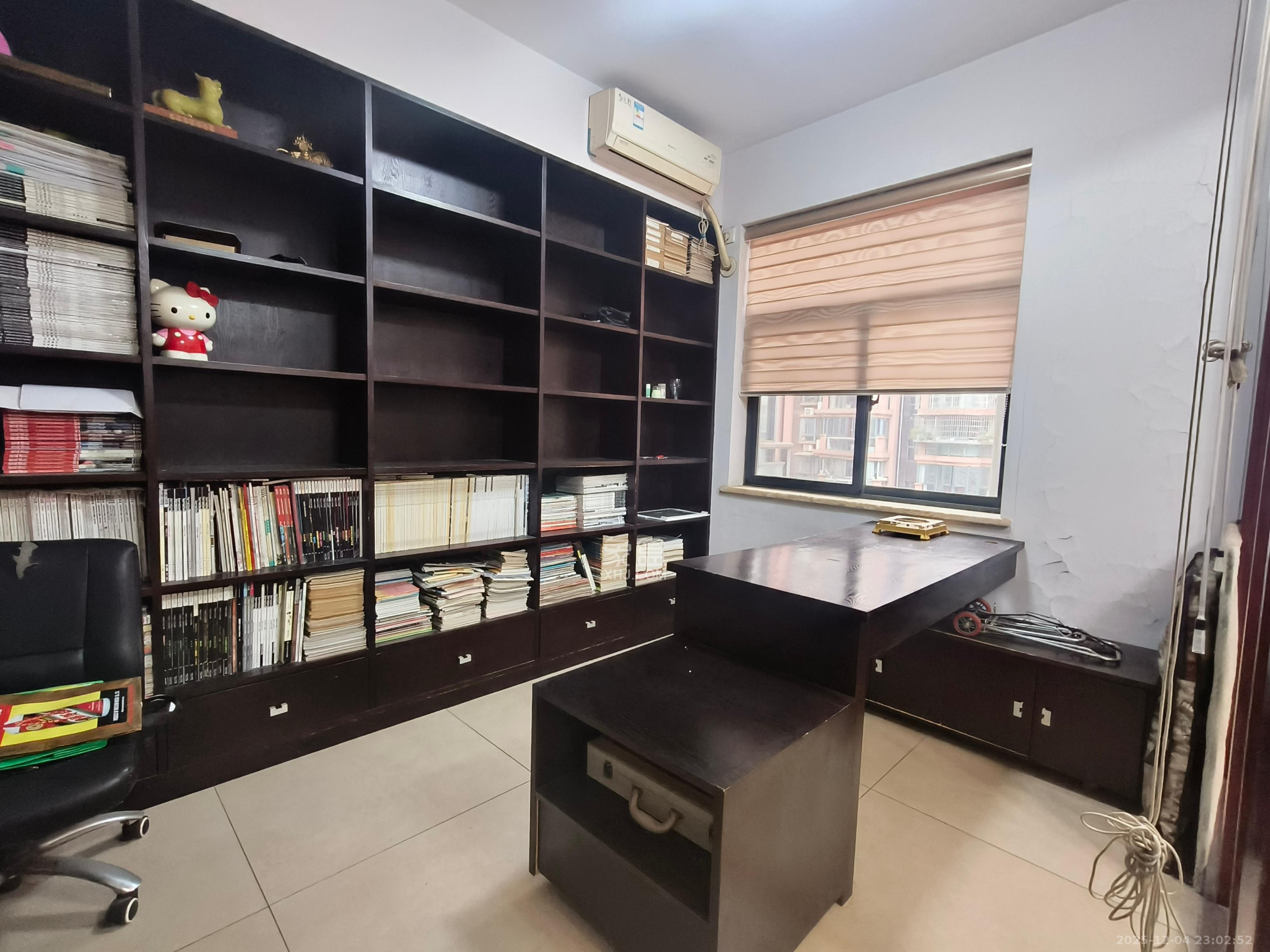 恒盛世家  3室2厅1卫    2300.0元/月室内图