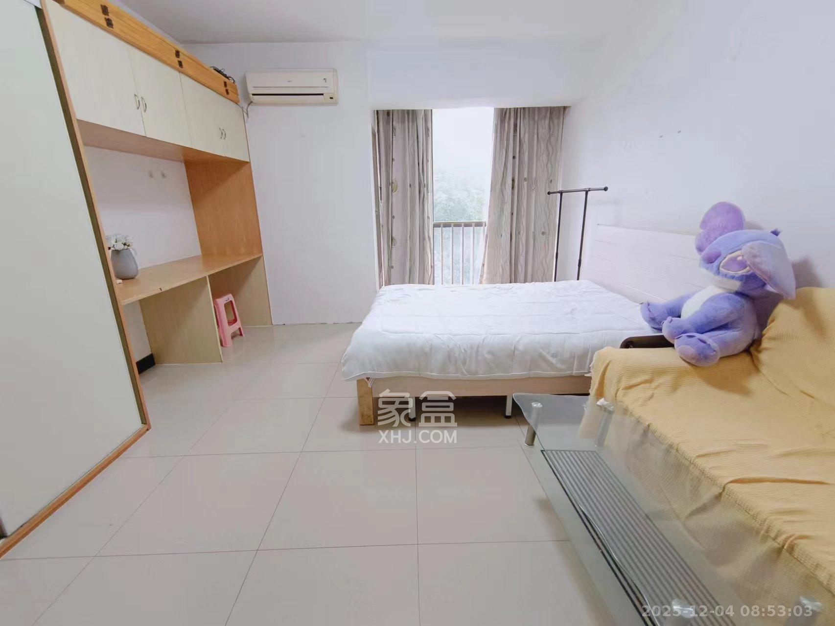 阳光100二期 1室1厅1卫 1200.0元/月 阳光100二期 1室1厅1卫 1200.0元/月室内图