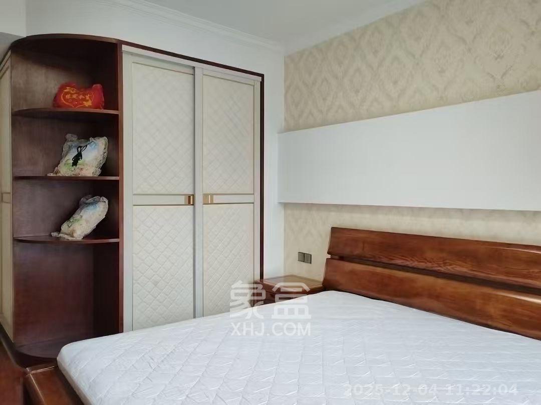 华润凤凰城三期 1室2厅1卫 2300.0元/月 华润凤凰城三期 1室2厅1卫 2300.0元/月室内图