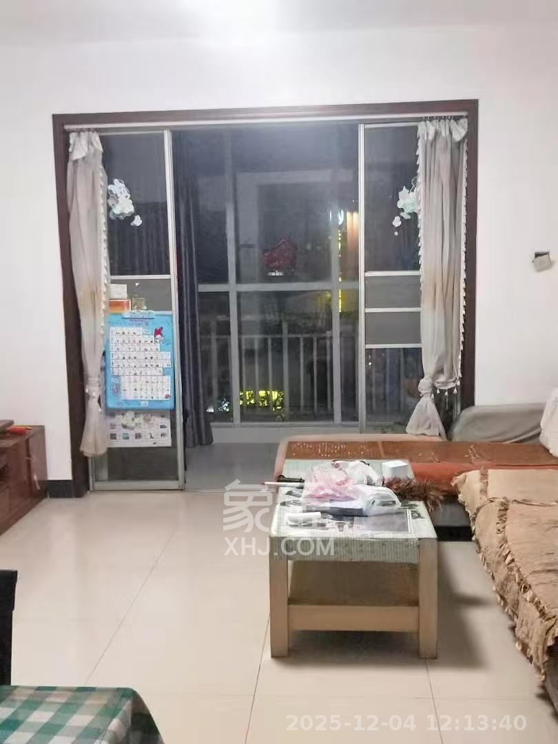 中江丽晶苑  2室2厅1卫    2000.0元/月