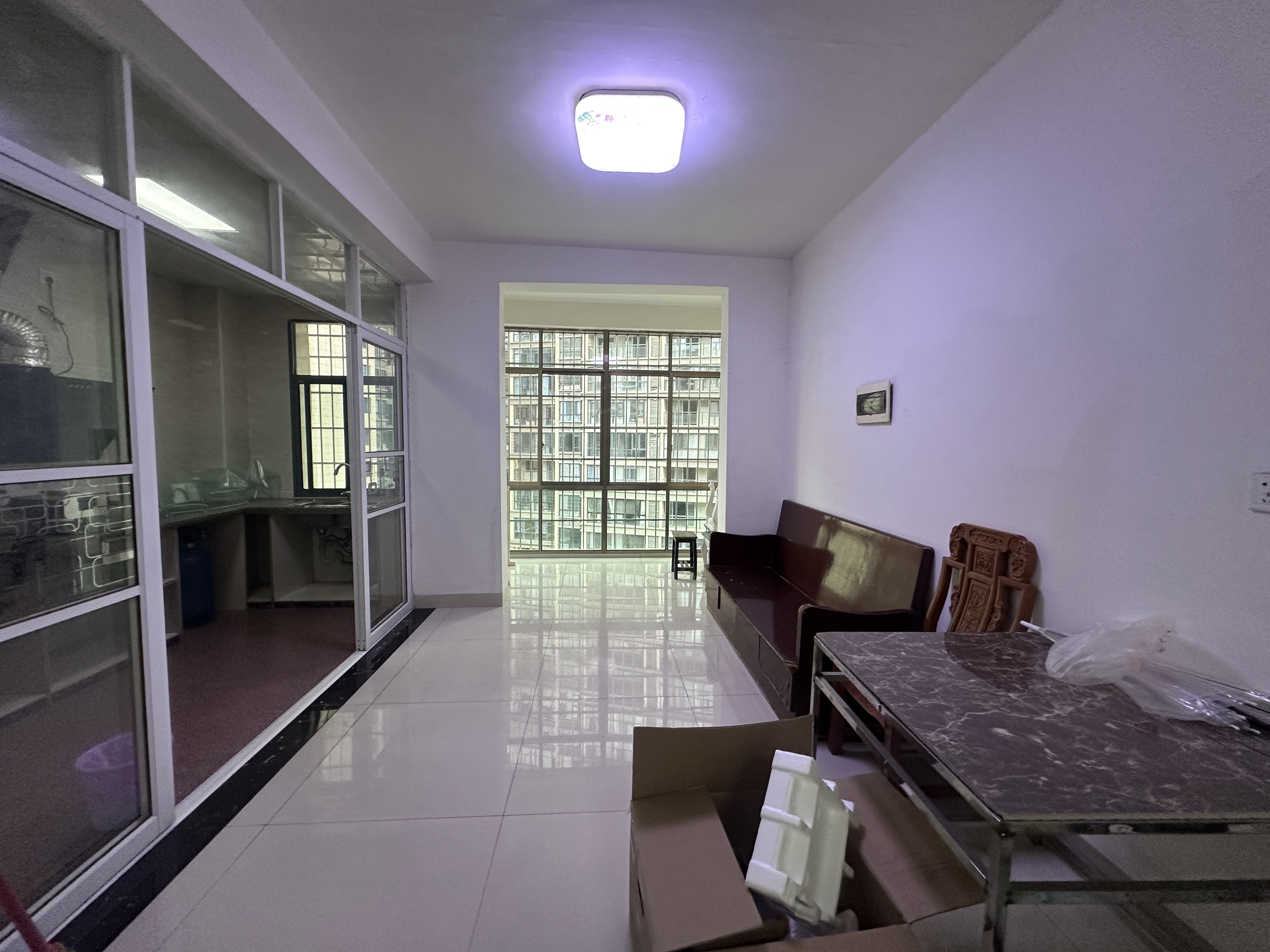 长湖小区 3室2厅1卫 1000.0元/月 长湖小区 3室2厅1卫 1000.0元/月室内图