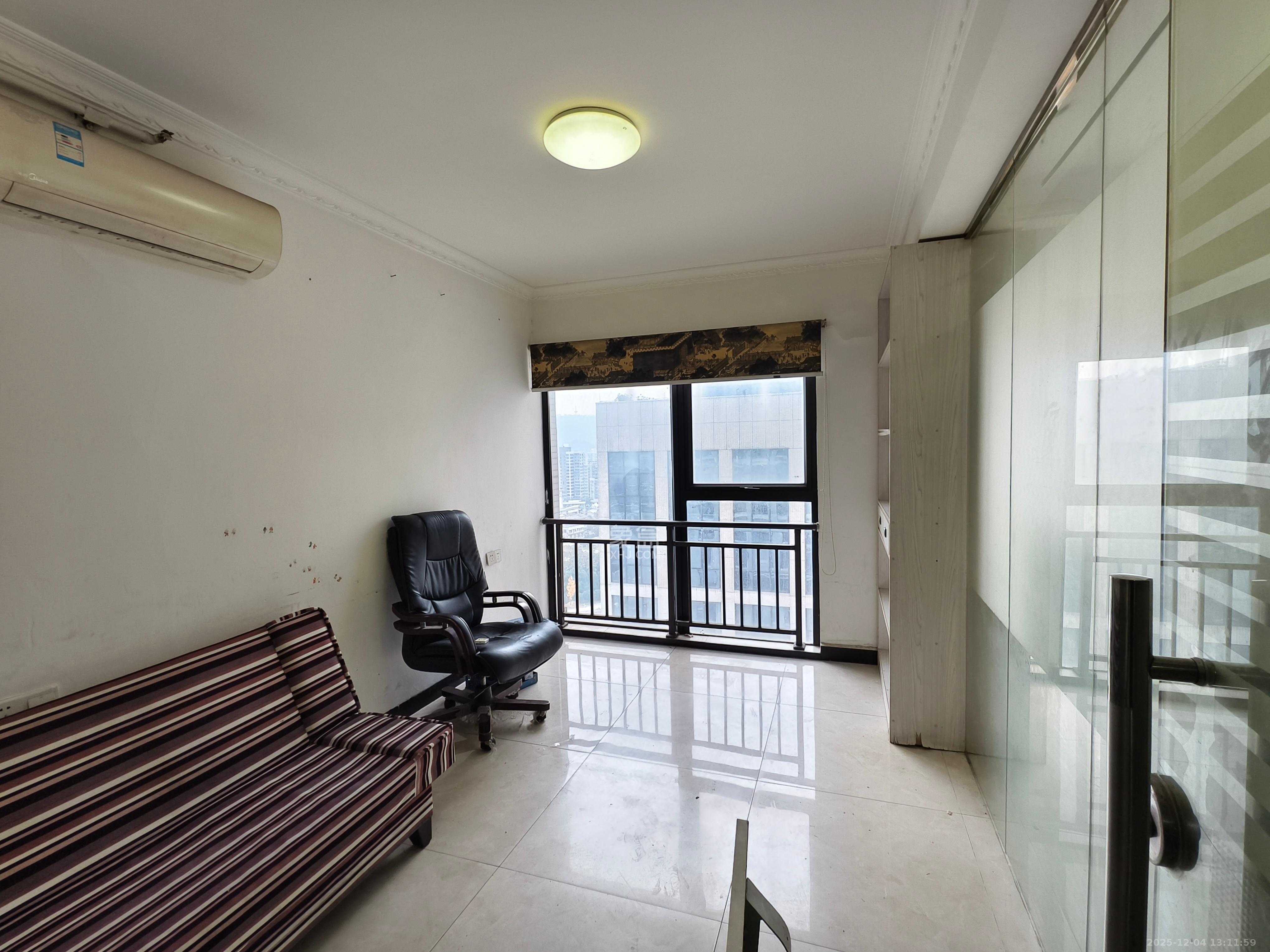 喜地时代广场（中环大厦）   55.0㎡      2100.0元/月室内图