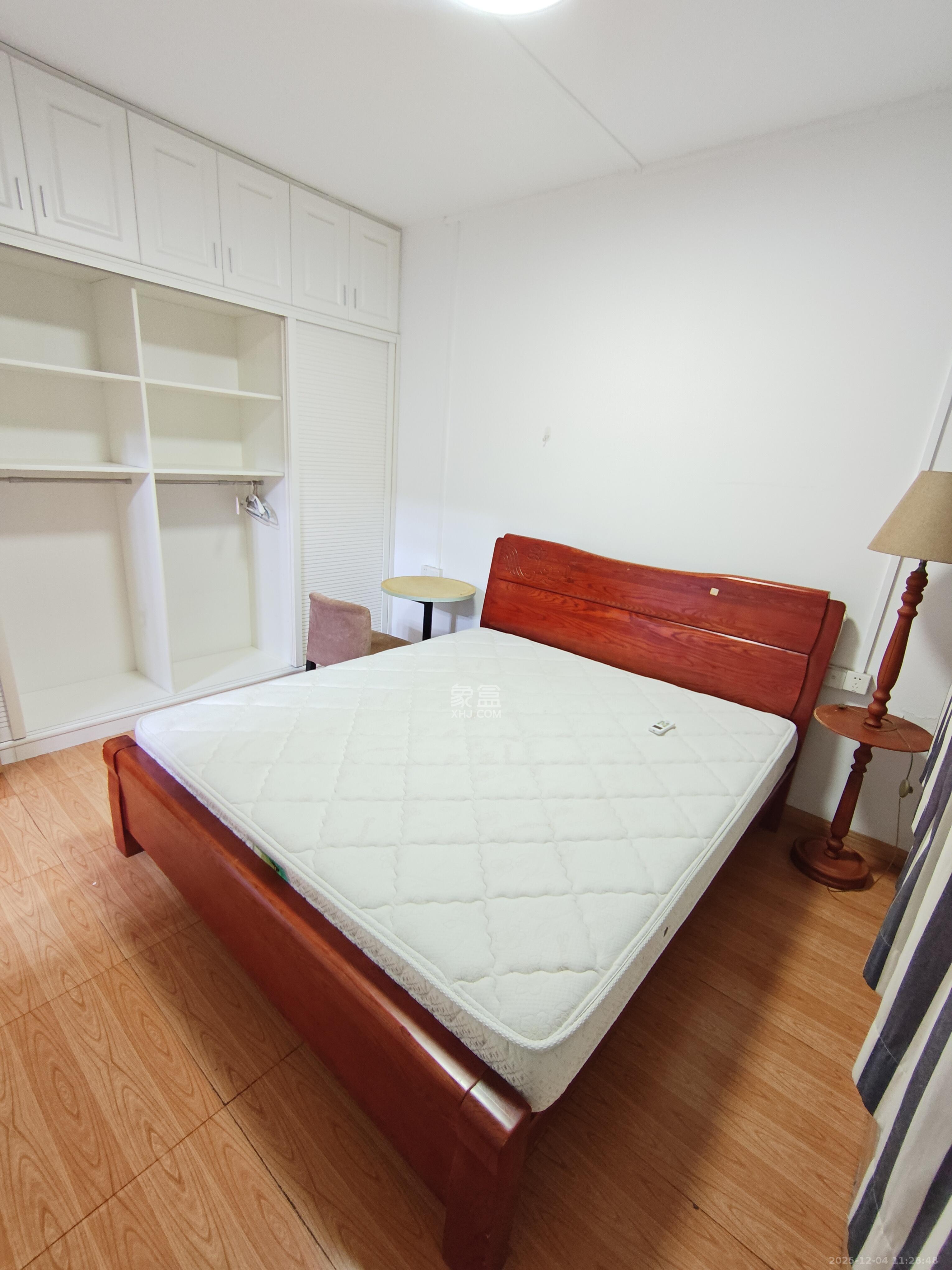 朝阳一、二村 3室2厅1卫 3000.0元/月 朝阳一、二村 3室2厅1卫 3000.0元/月室内图