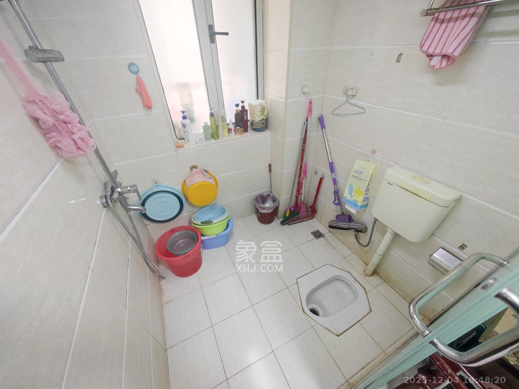 五矿万境水岸一期（万境水岸嘉苑）  3室2厅2卫    158.0万卫生间