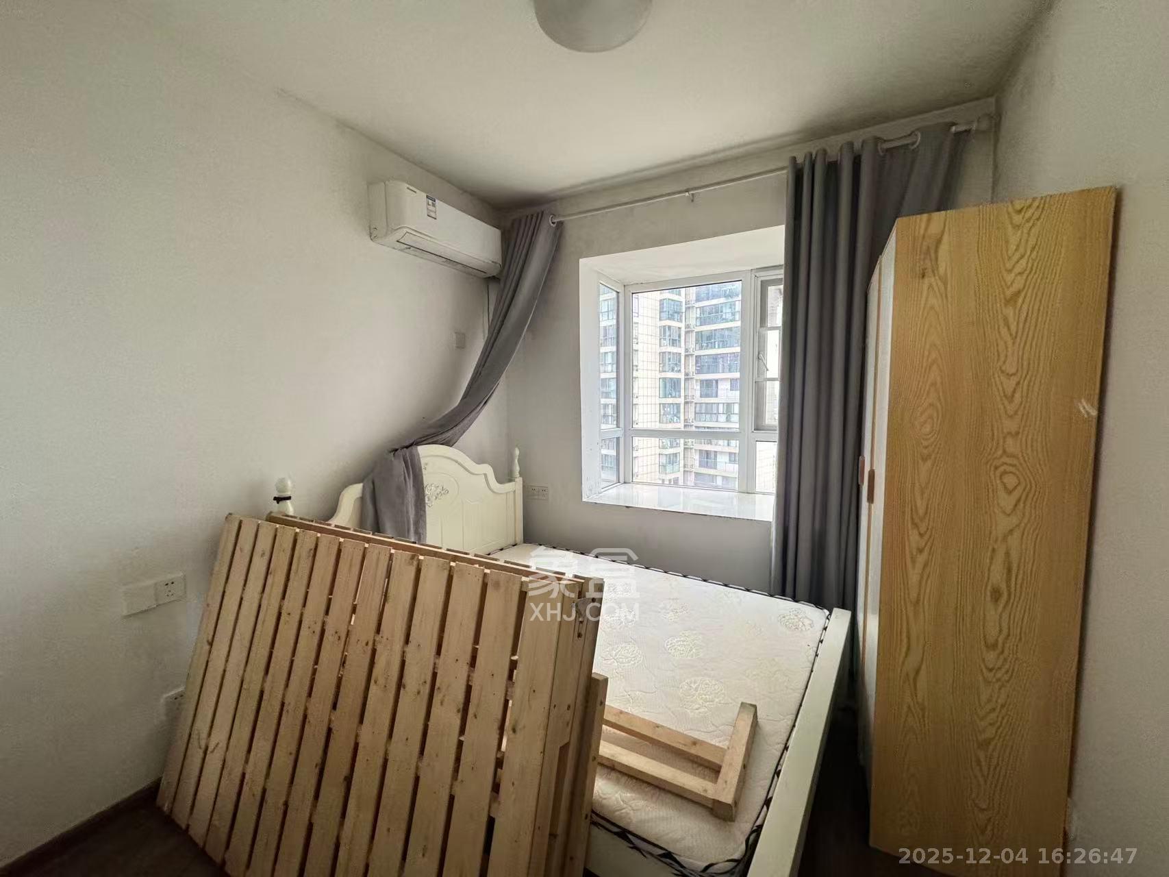 和悦城(蟠龙景苑)  3室2厅1卫    2000.0元/月室内图