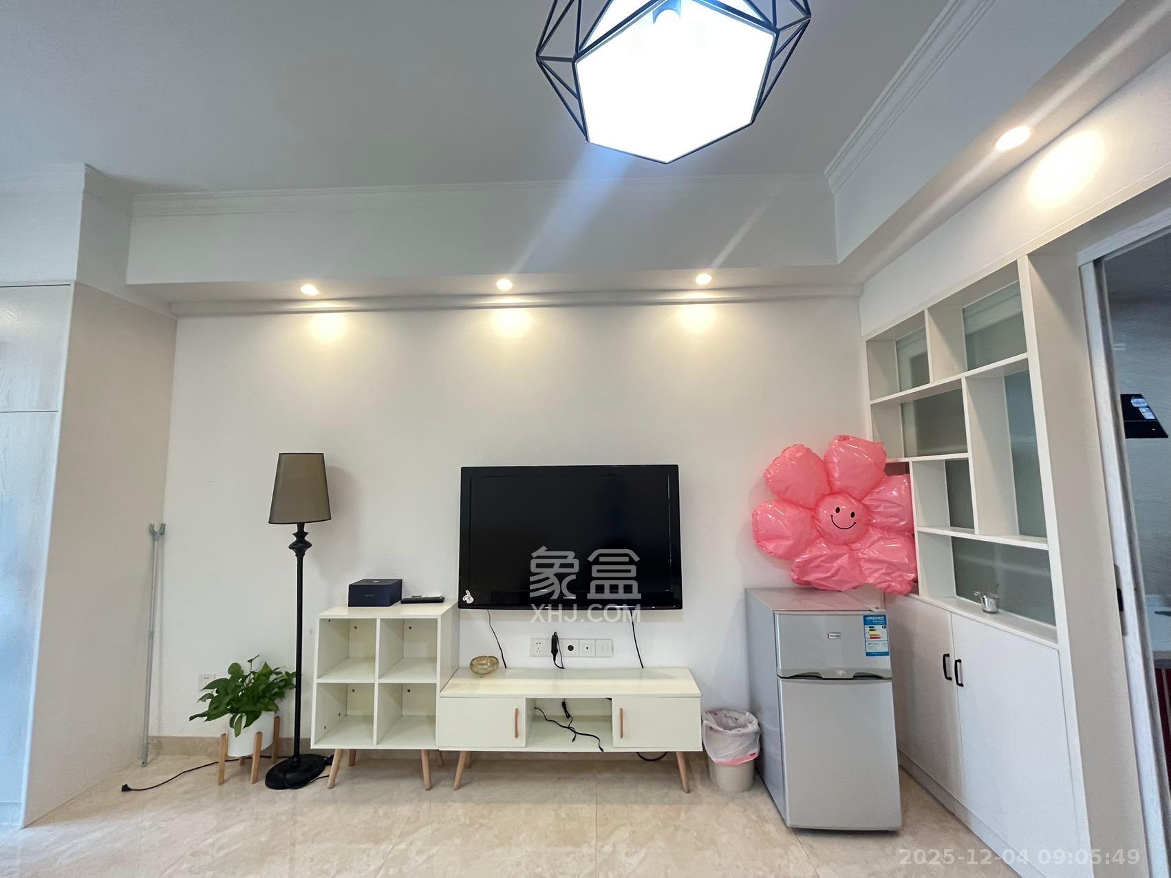 北辰三角洲E4区 1室1厅1卫 2200.0元/月 北辰三角洲E4区 1室1厅1卫 2200.0元/月室内图