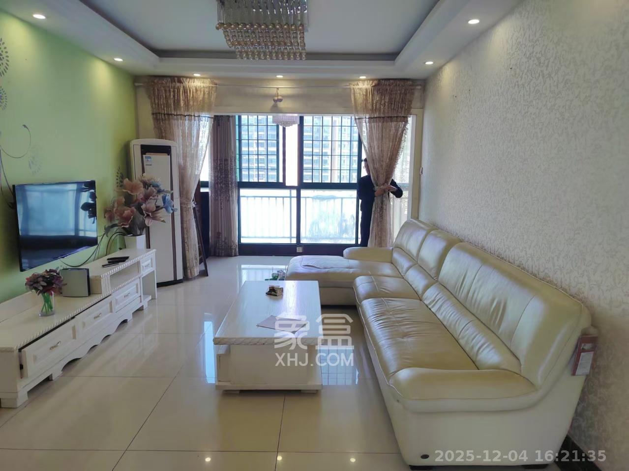 恒大雅苑 3室2厅1卫 2500.0元/月 恒大雅苑 3室2厅1卫 2500.0元/月室内图