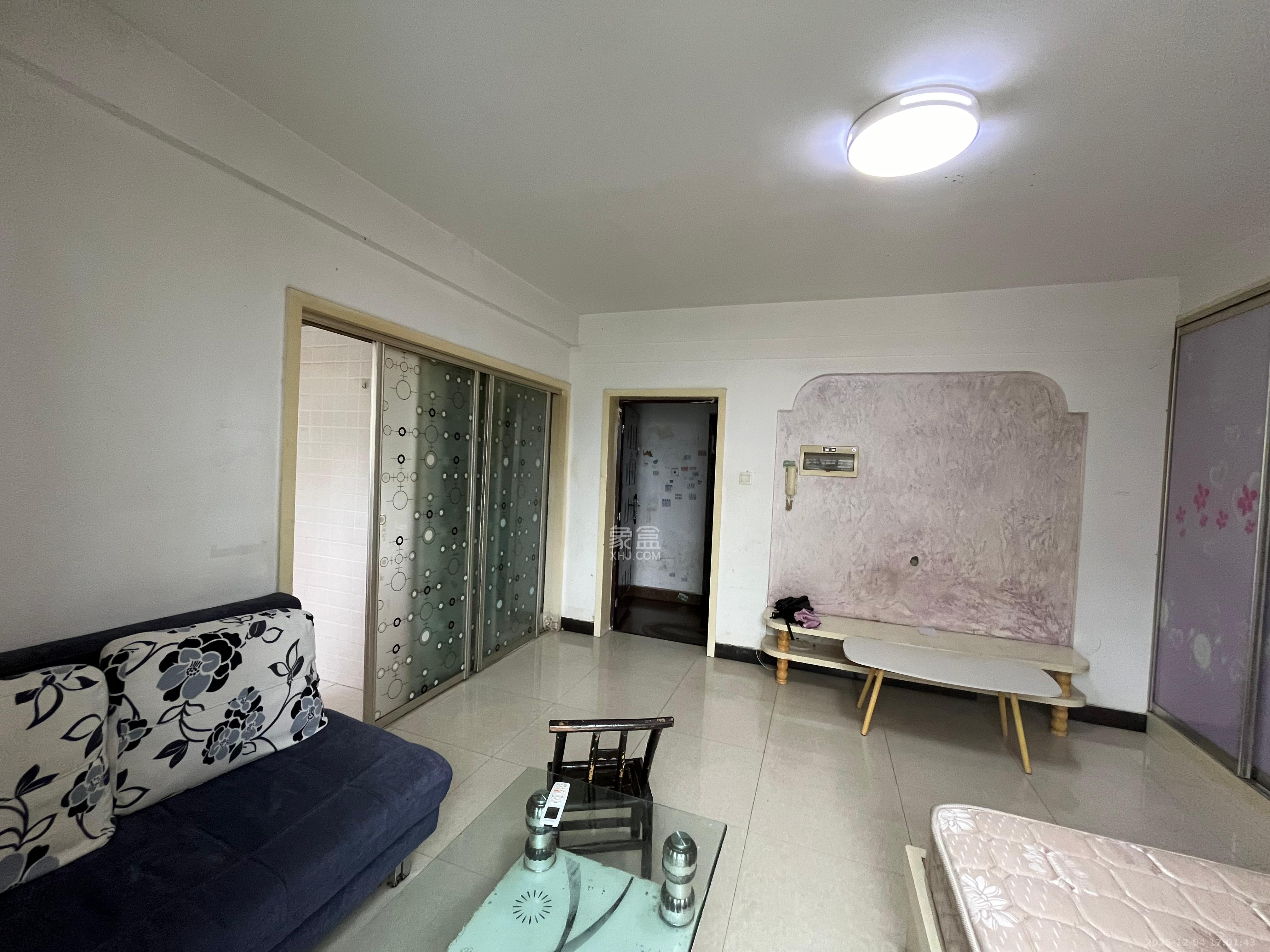 都市馨园 1室1厅1卫 1200.0元/月 都市馨园 1室1厅1卫 1200.0元/月室内图