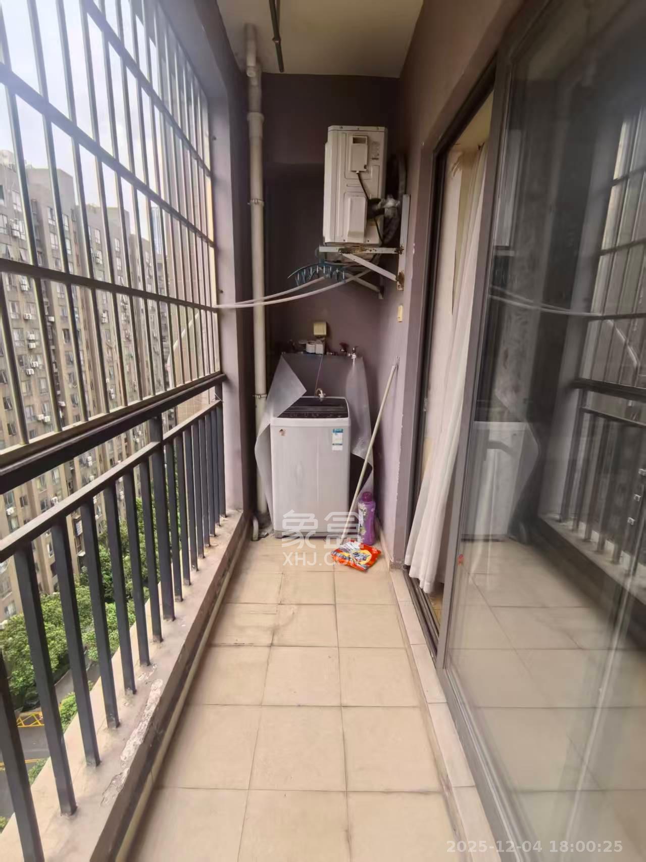 远大麓园  1室1厅1卫    1400.0元/月室内图