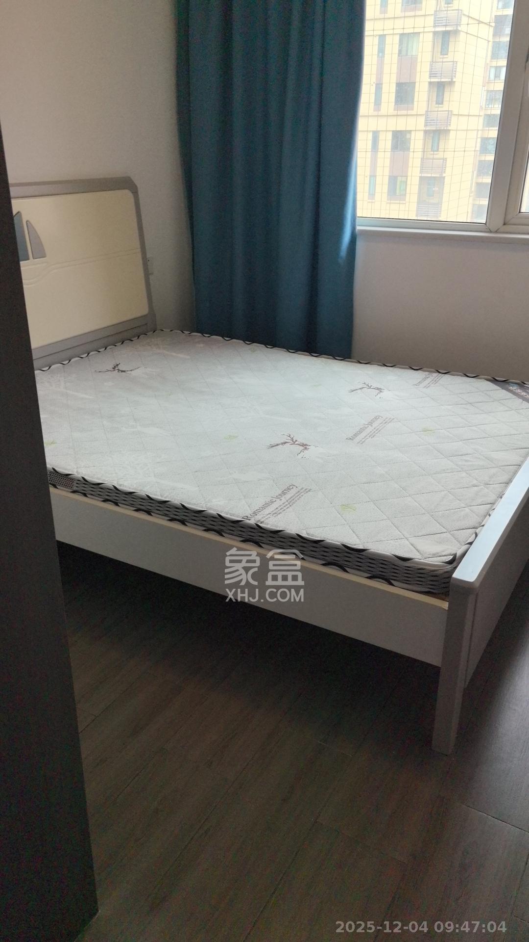 保利香槟国际 3室2厅2卫 2000.0元/月 保利香槟国际 3室2厅2卫 2000.0元/月室内图