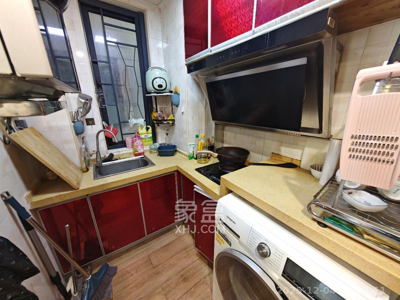 达美D6区  1室1厅1卫    1500.0元/月室内图