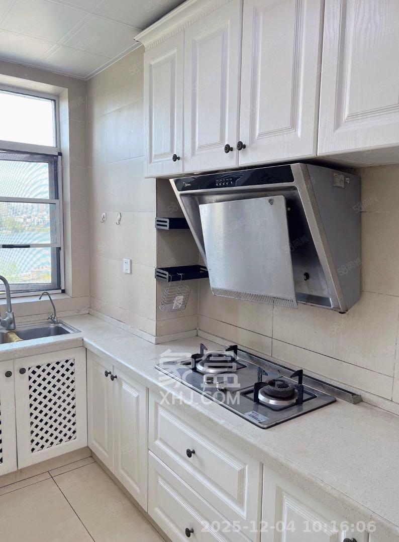 星河绿洲 3室2厅2卫 1750.0元/月 星河绿洲 3室2厅2卫 1750.0元/月室内图