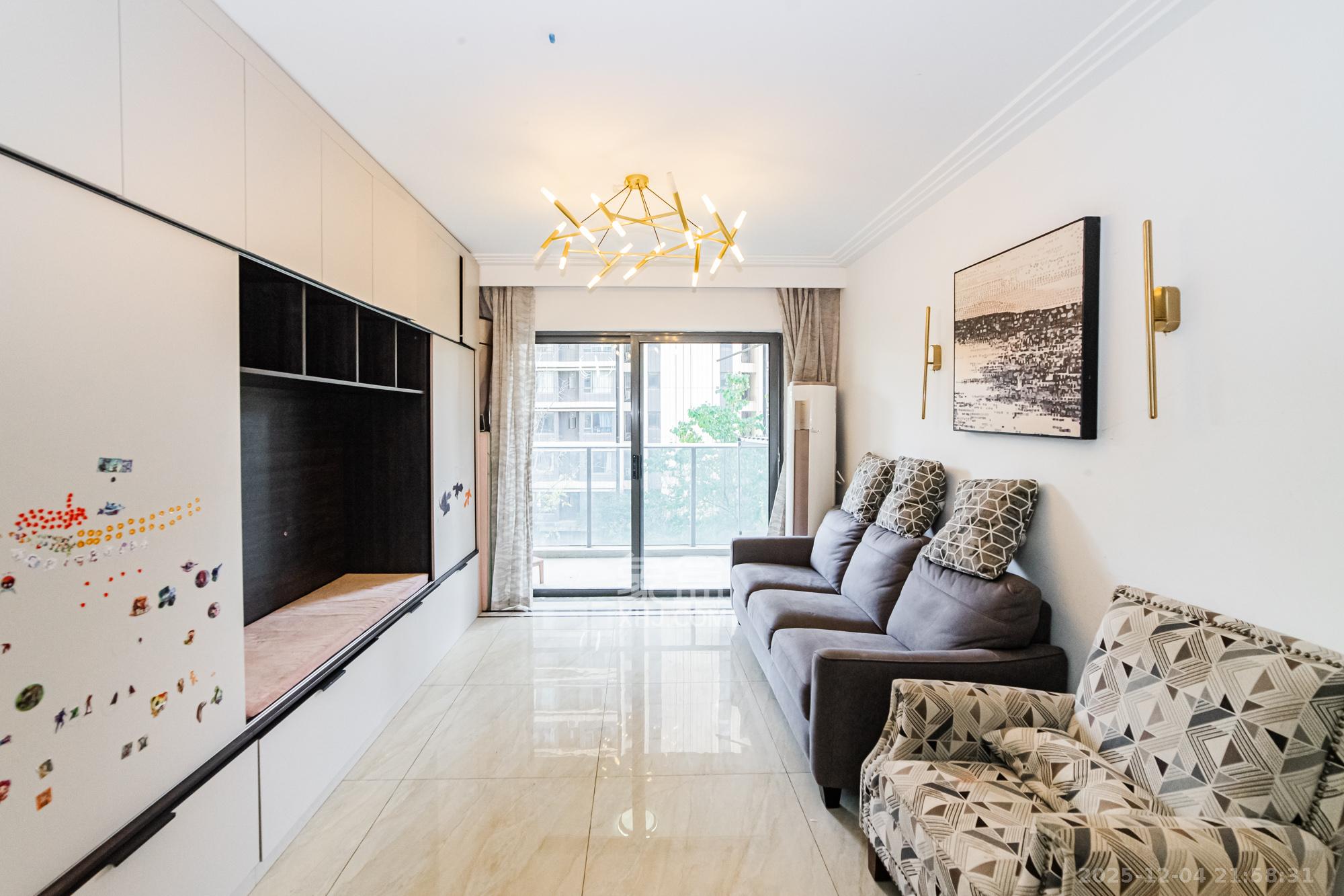 珠江好世界  3室2厅1卫    106.8万