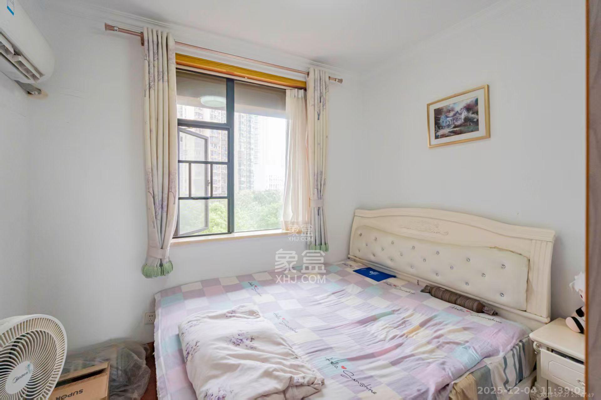 香江锦城 3室2厅1卫 2500.0元/月 香江锦城 3室2厅1卫 2500.0元/月室内图