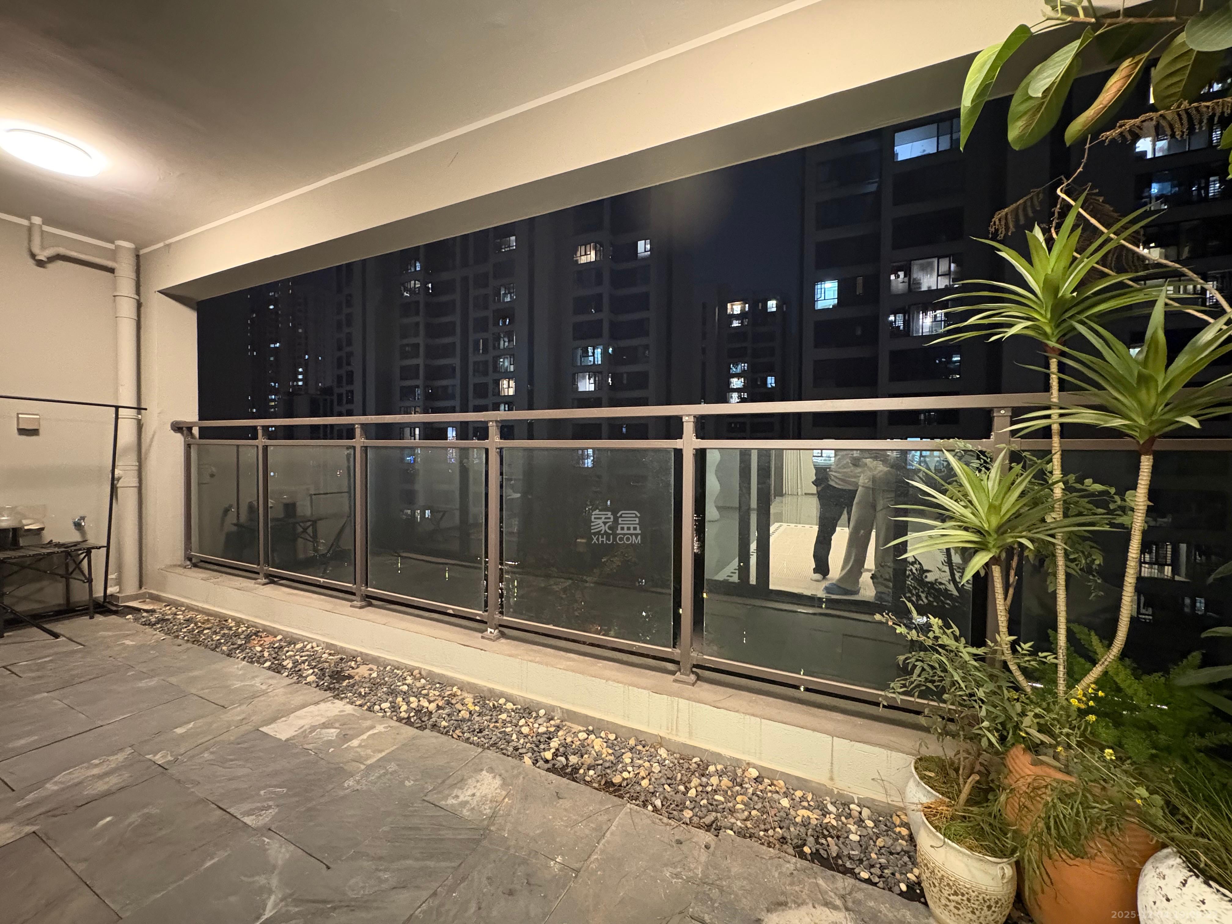 龙湖江与城  4室2厅2卫    3600.0元/月室内图