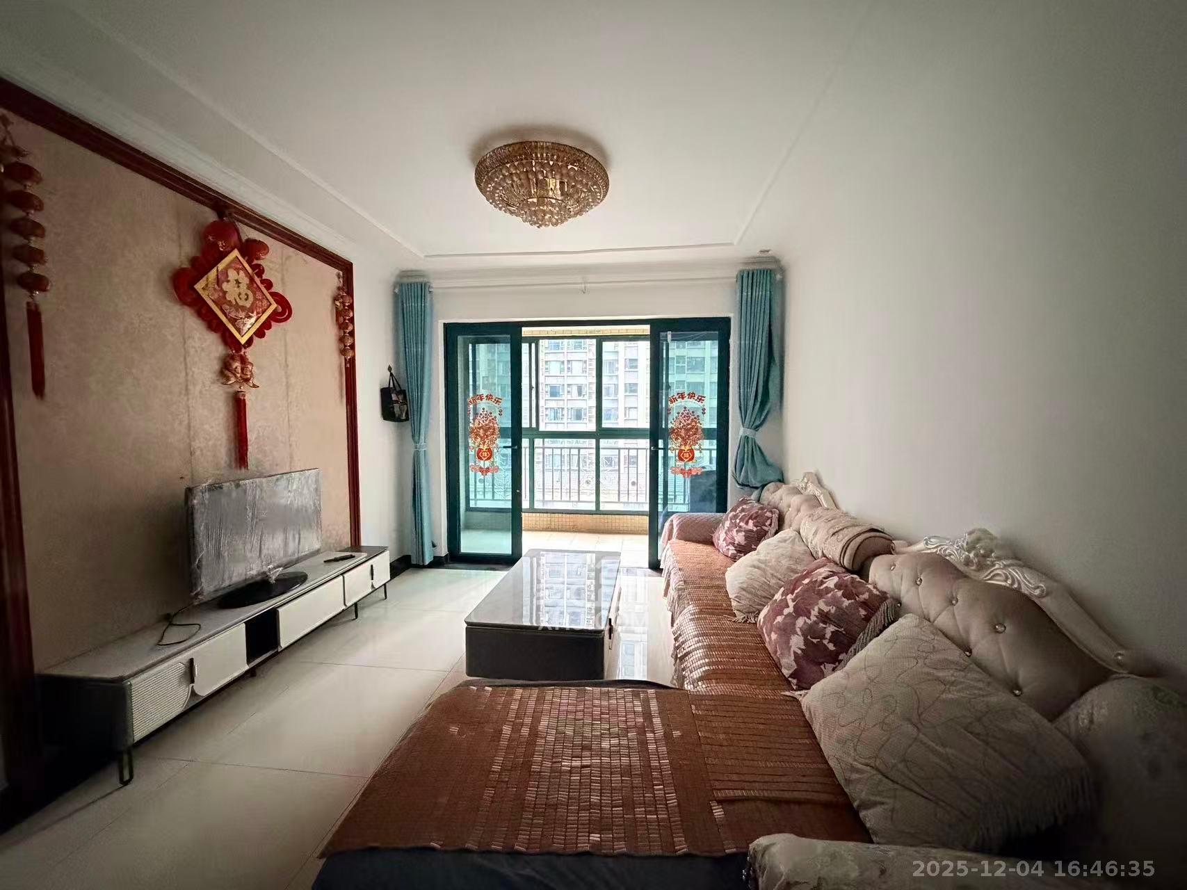 恒大绿洲  2室2厅1卫    2300.0元/月