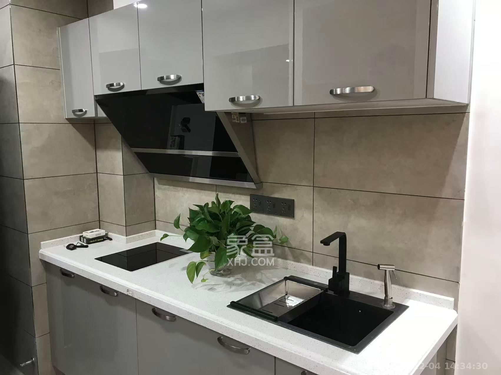 中交里城  1室1厅1卫    1600.0元/月室内图