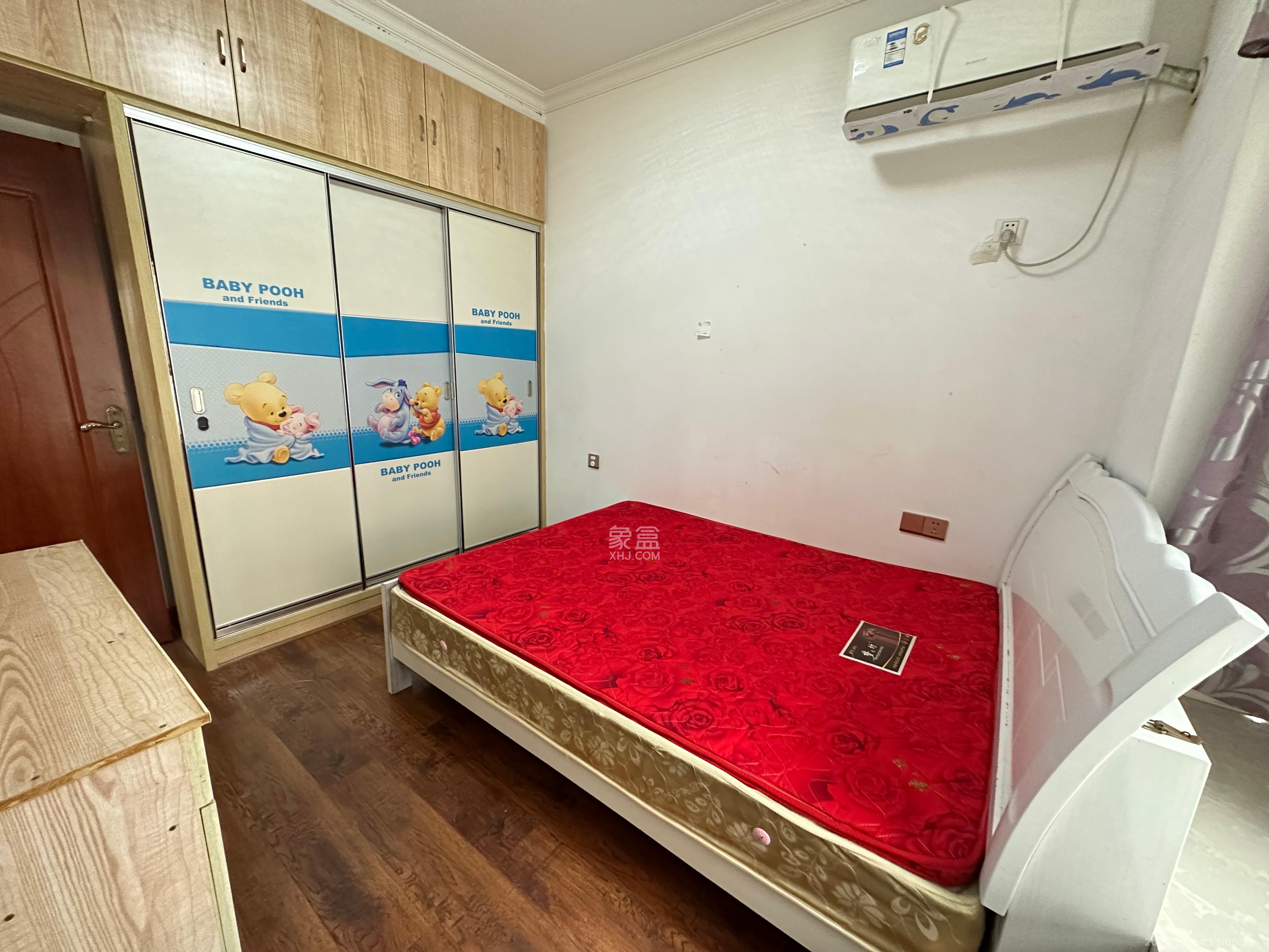 山水新城 2室2厅1卫 1700.0元/月 山水新城 2室2厅1卫 1700.0元/月室内图