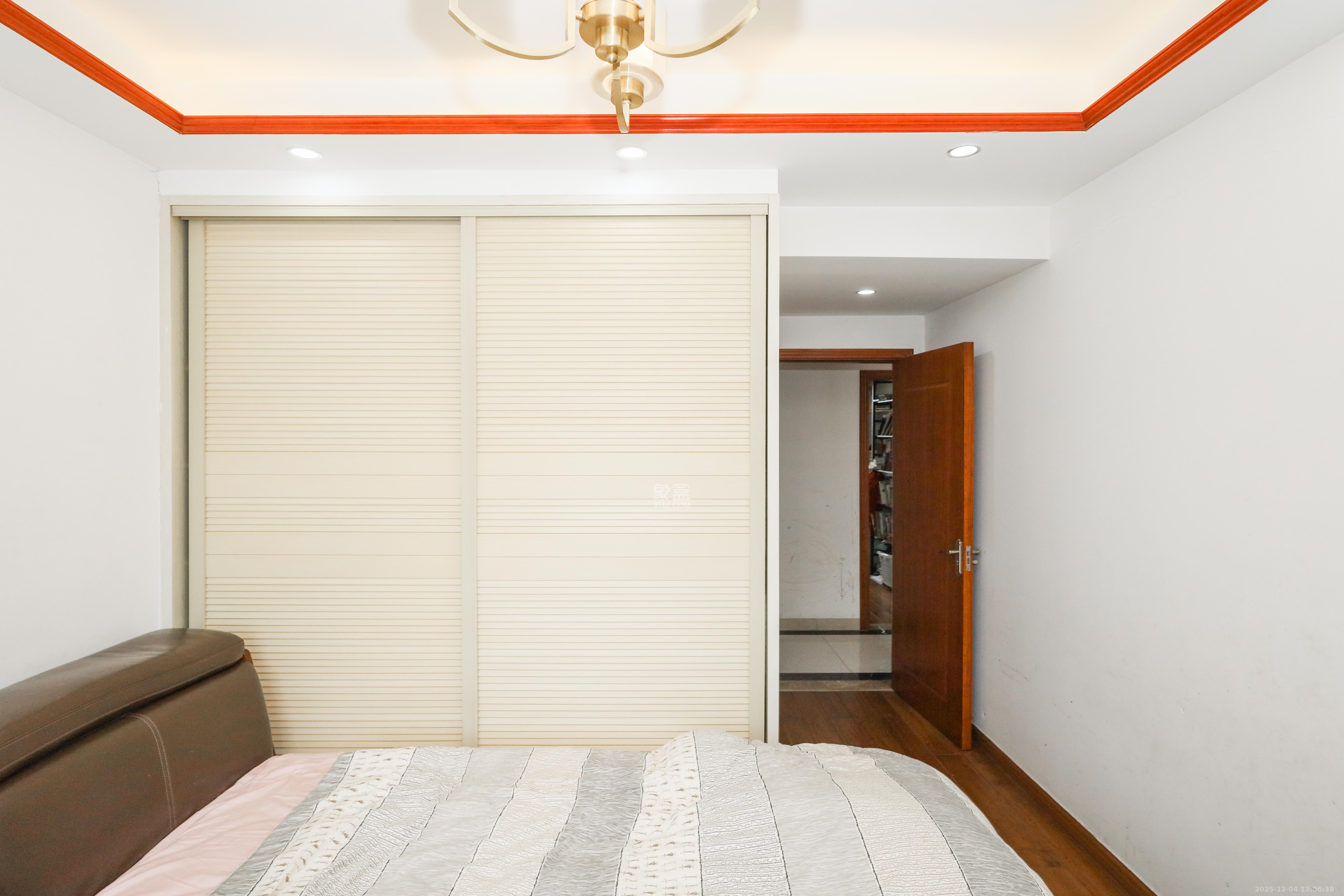 梅溪鑫苑名家  3室2厅1卫    96.8万卧室