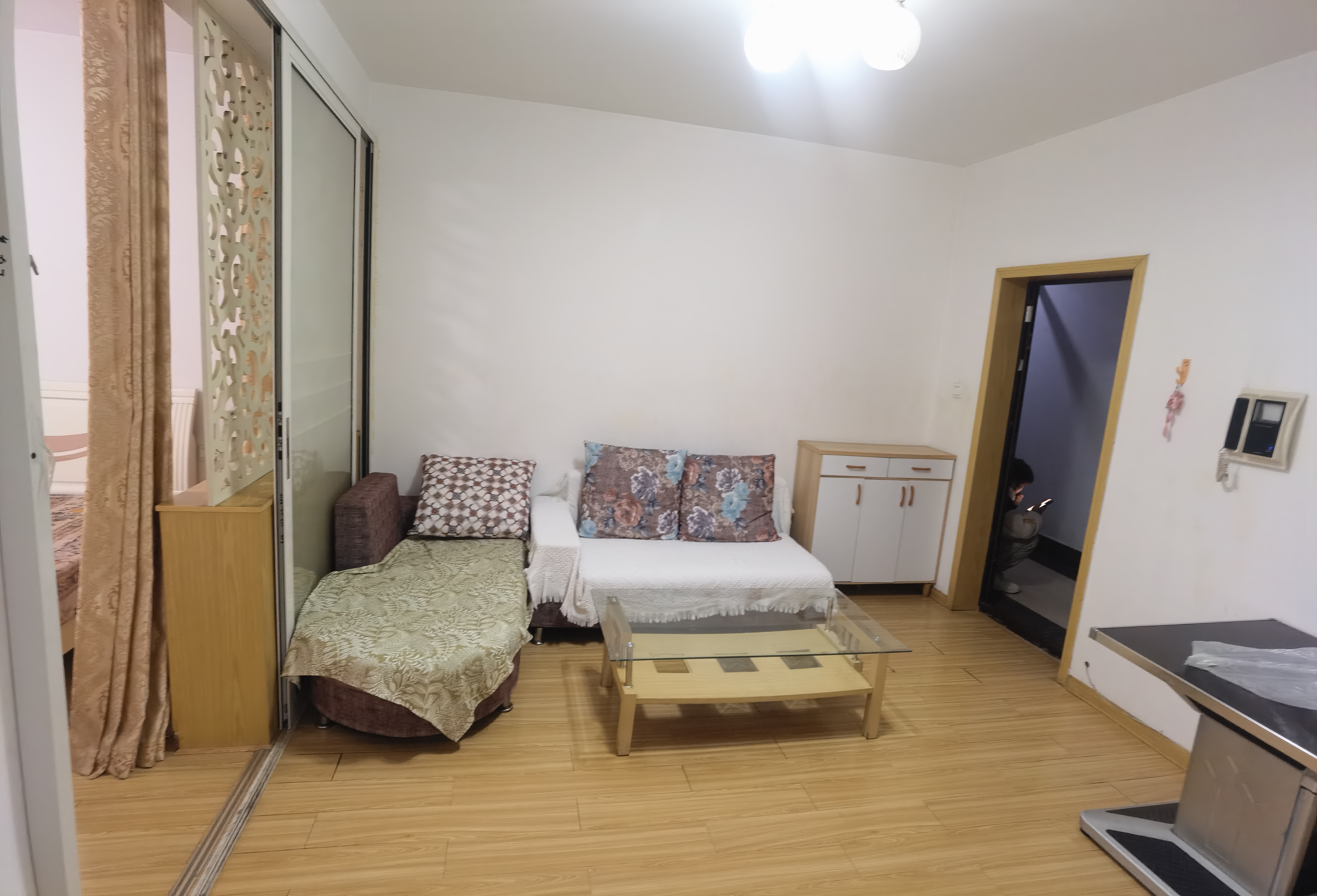 百纳广场(百纳公寓) 2室1厅1卫 2000.0元/月 百纳广场(百纳公寓) 2室1厅1卫 2000.0元/月户型图