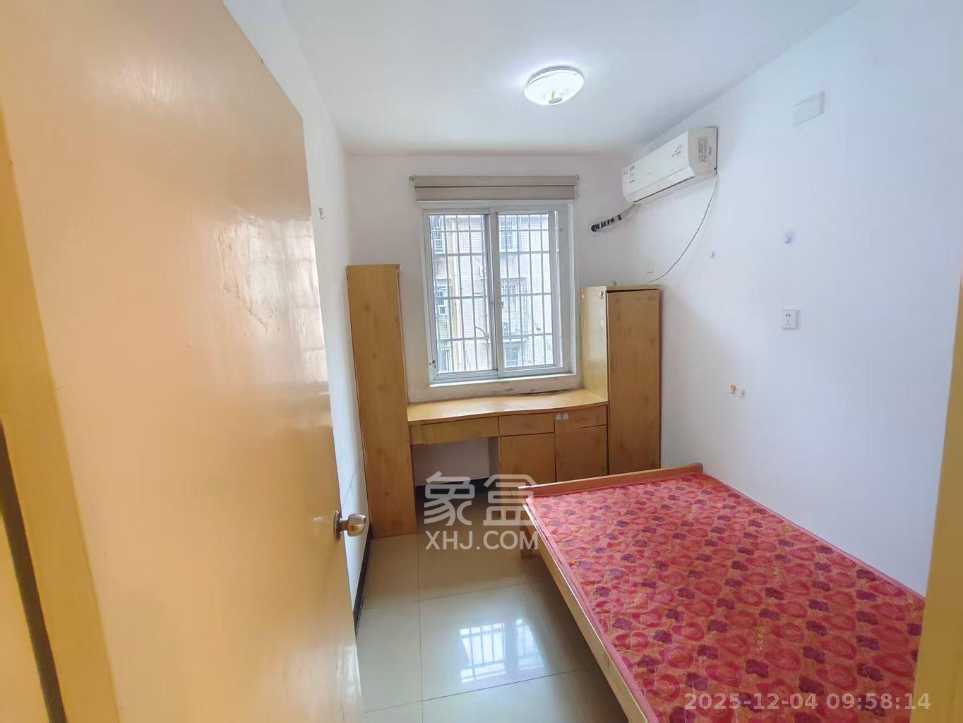 德政园  2室2厅1卫    1600.0元/月室内图