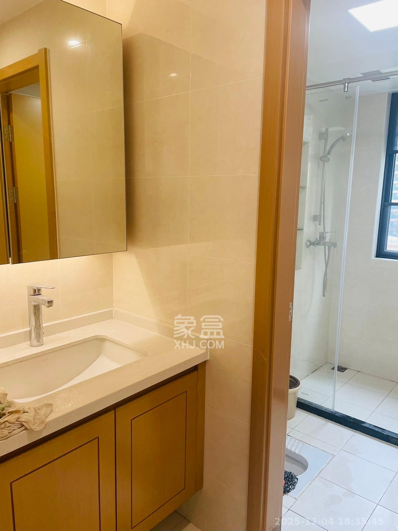 中建璟和城 4室2厅2卫 3300.0元/月 中建璟和城 4室2厅2卫 3300.0元/月室内图