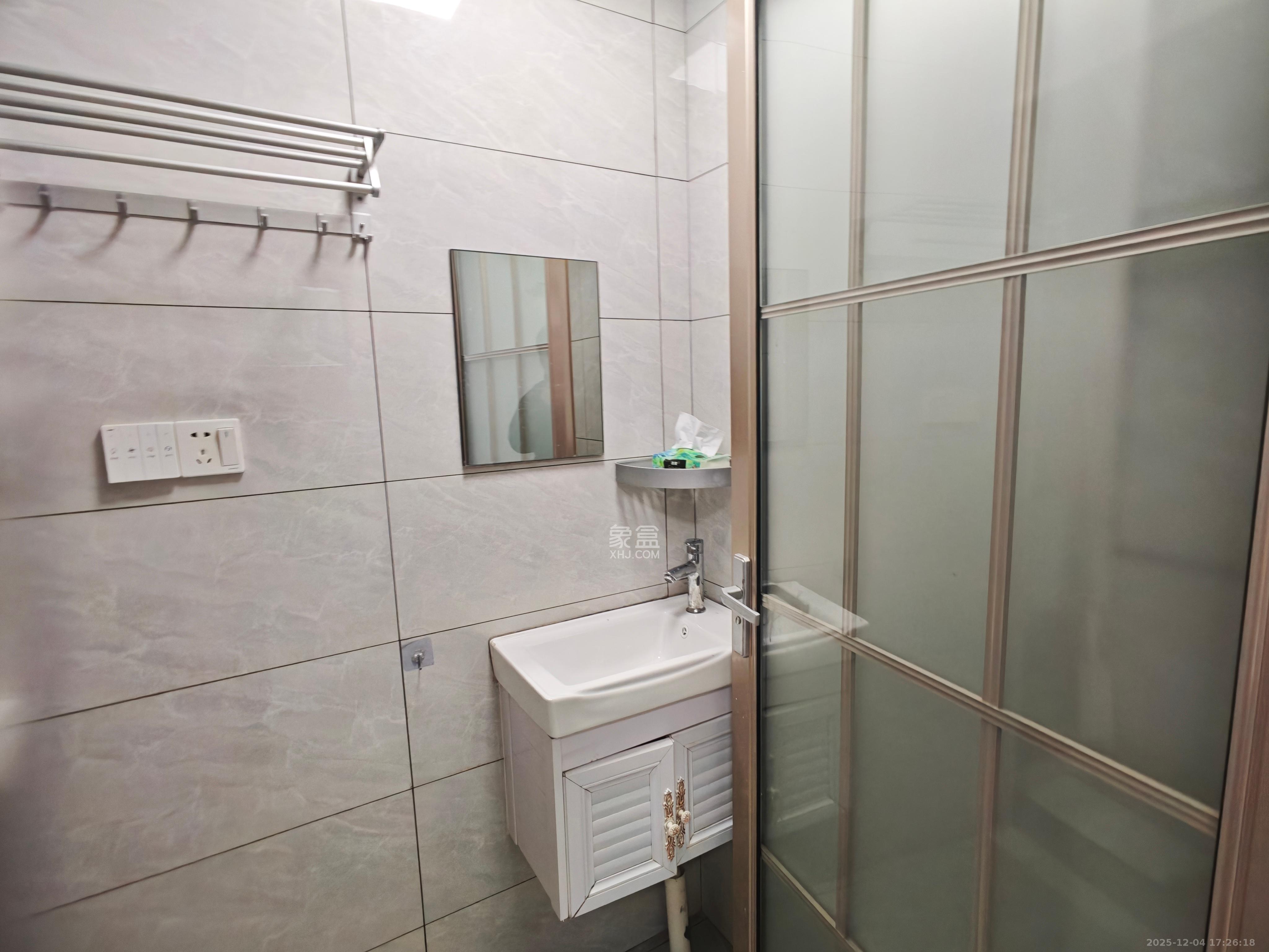 金南家园三期 1室1厅1卫 1500.0元/月 金南家园三期 1室1厅1卫 1500.0元/月室内图