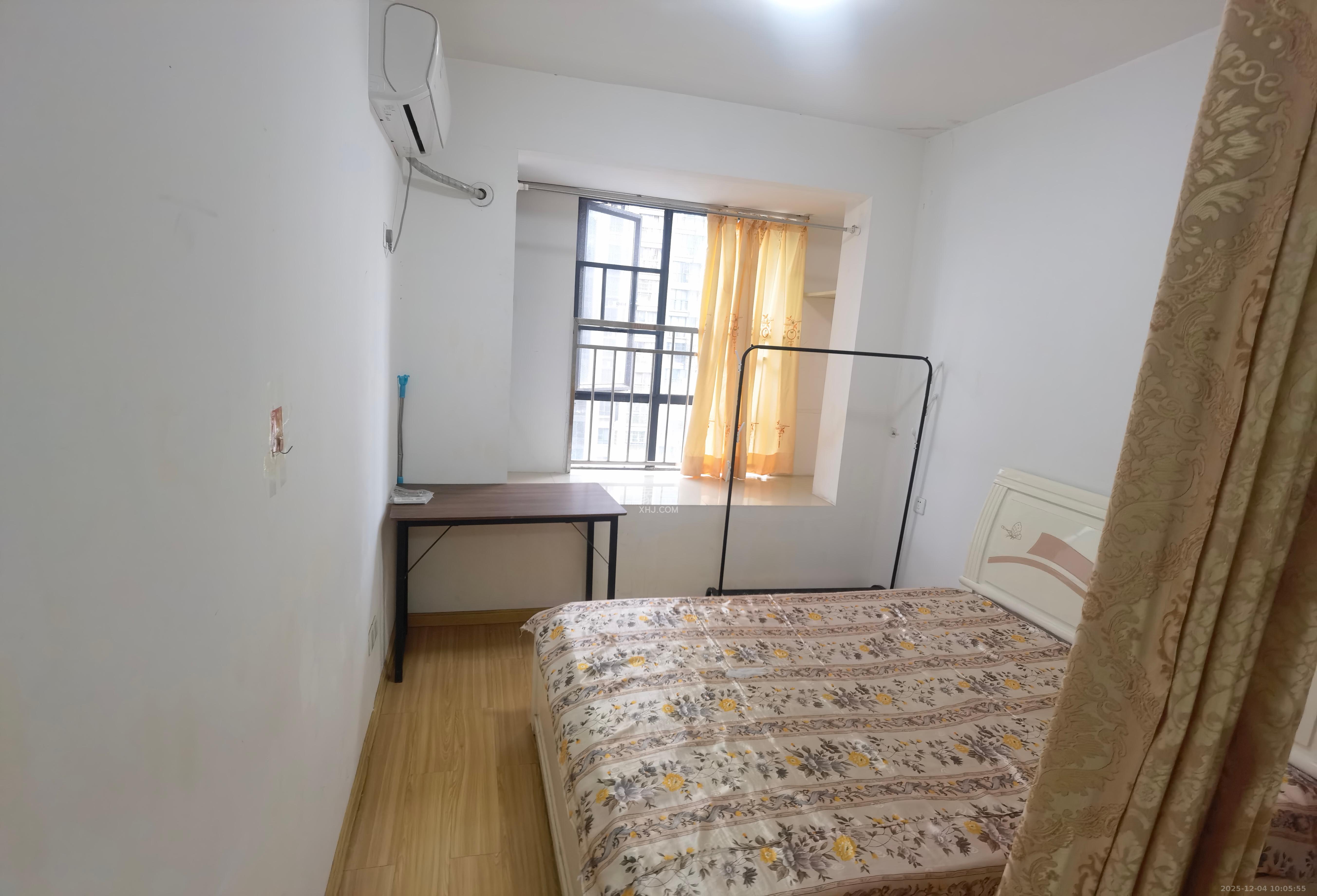 百纳广场(百纳公寓) 2室1厅1卫 2000.0元/月 百纳广场(百纳公寓) 2室1厅1卫 2000.0元/月室内图