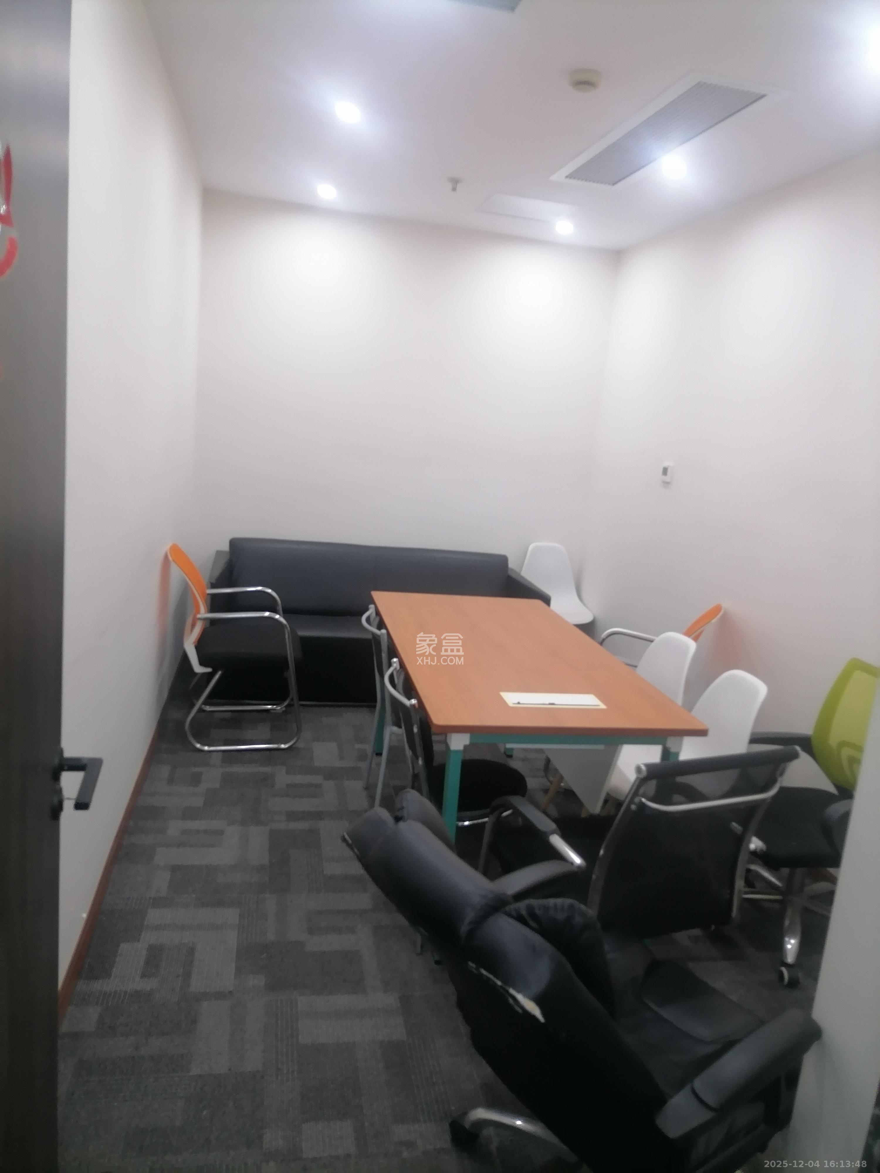 万达广场   61.0㎡      1600.0元/月室内图