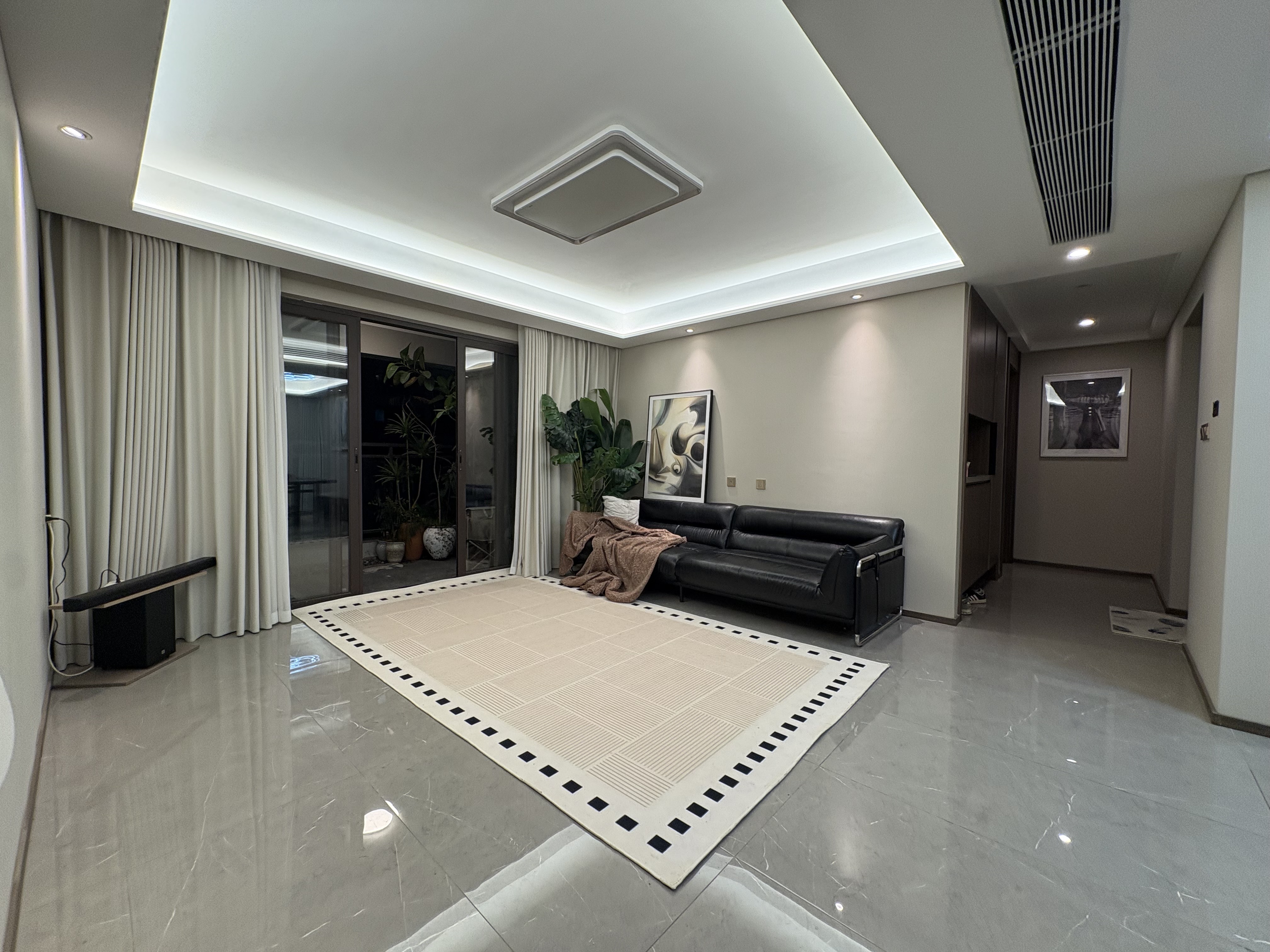 龙湖江与城 4室2厅2卫 3600.0元/月 龙湖江与城 4室2厅2卫 3600.0元/月户型图