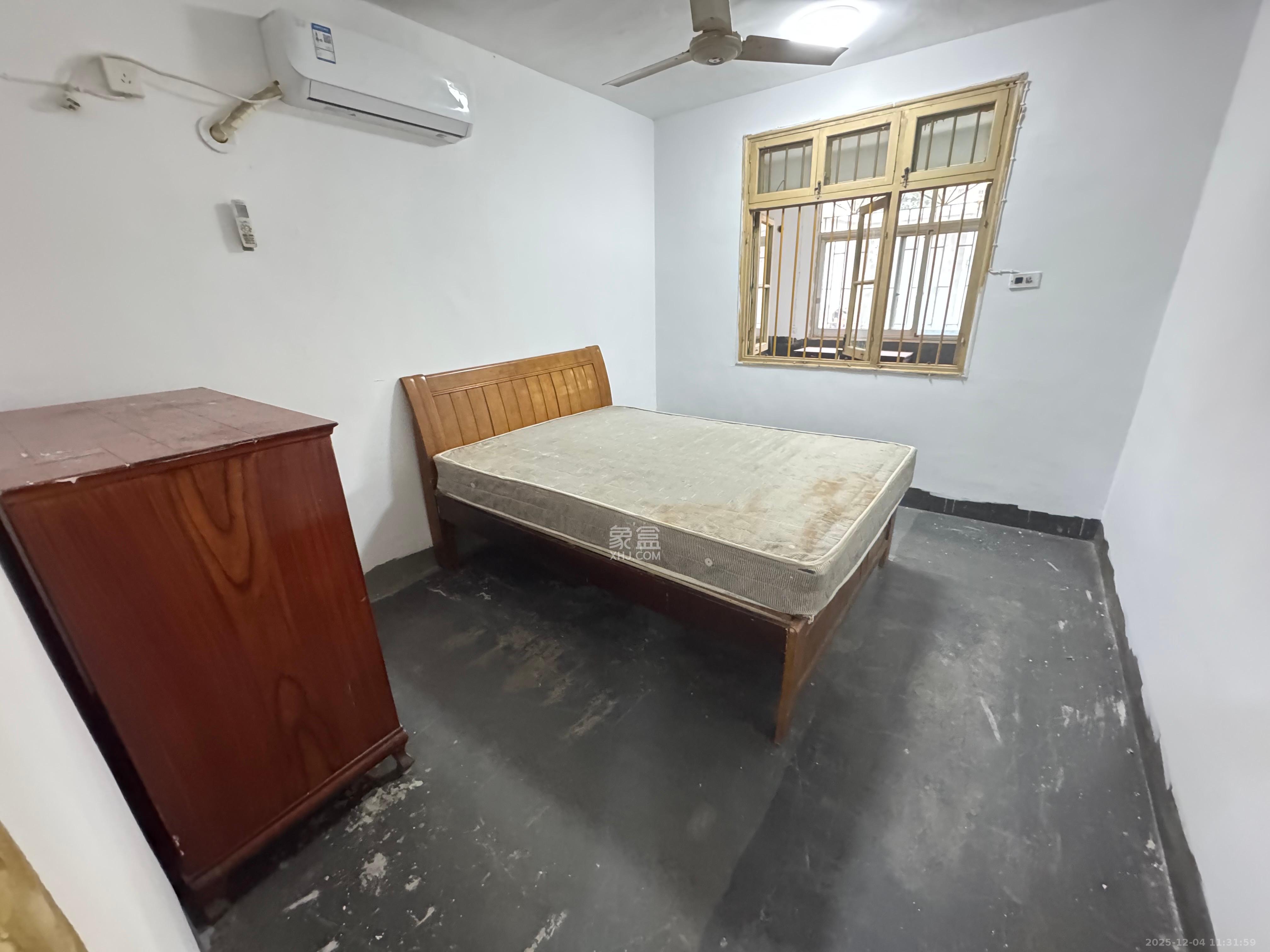 长沙紫金苑  3室1厅1卫    2400.0元/月