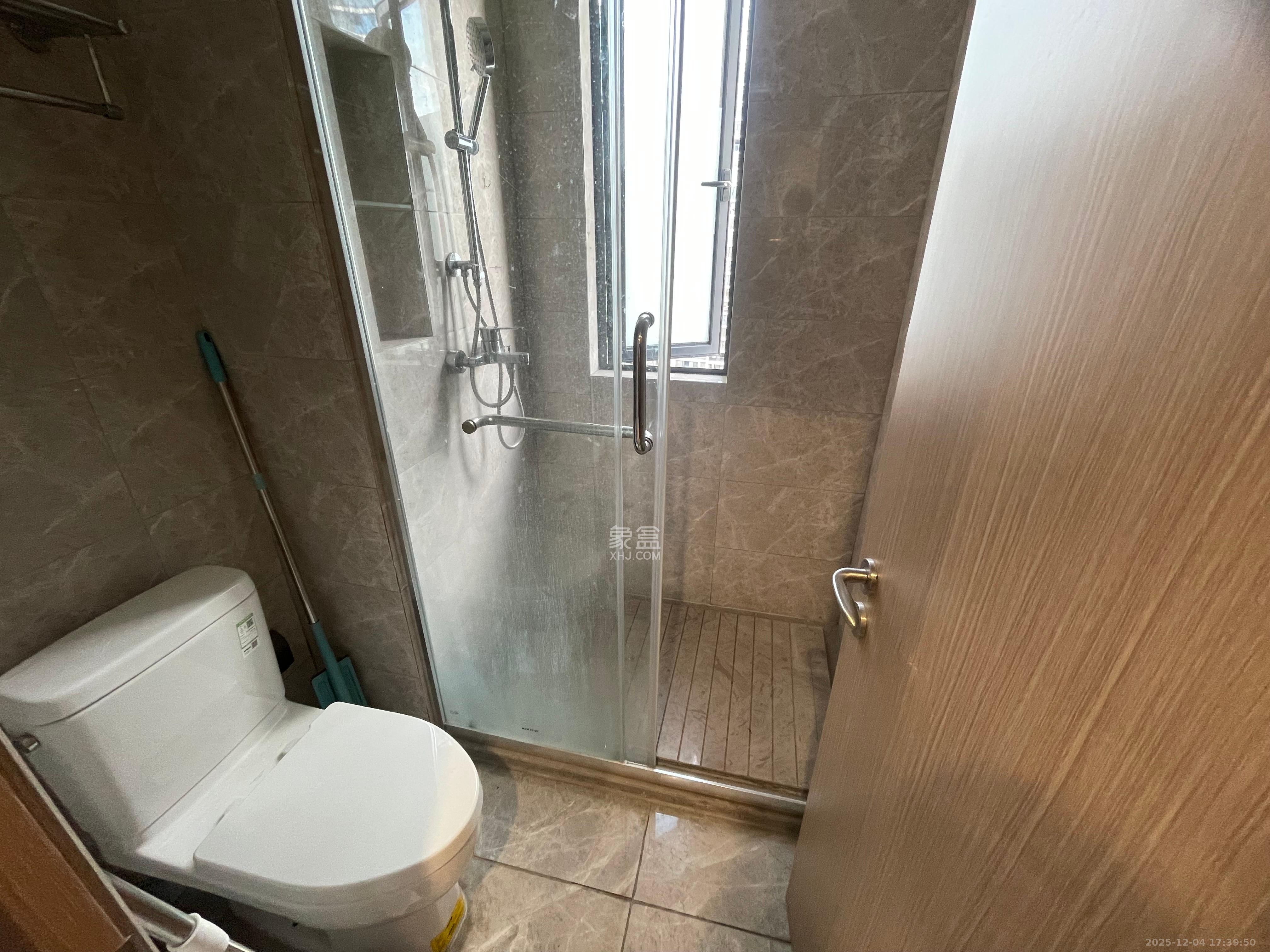 旭辉雨花郡 4室2厅2卫 4000.0元/月 旭辉雨花郡 4室2厅2卫 4000.0元/月室内图