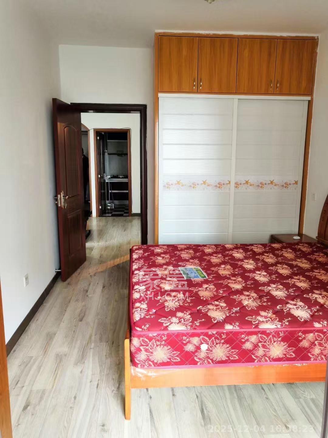 怡海星城 1室1厅1卫 1300.0元/月 怡海星城 1室1厅1卫 1300.0元/月室内图