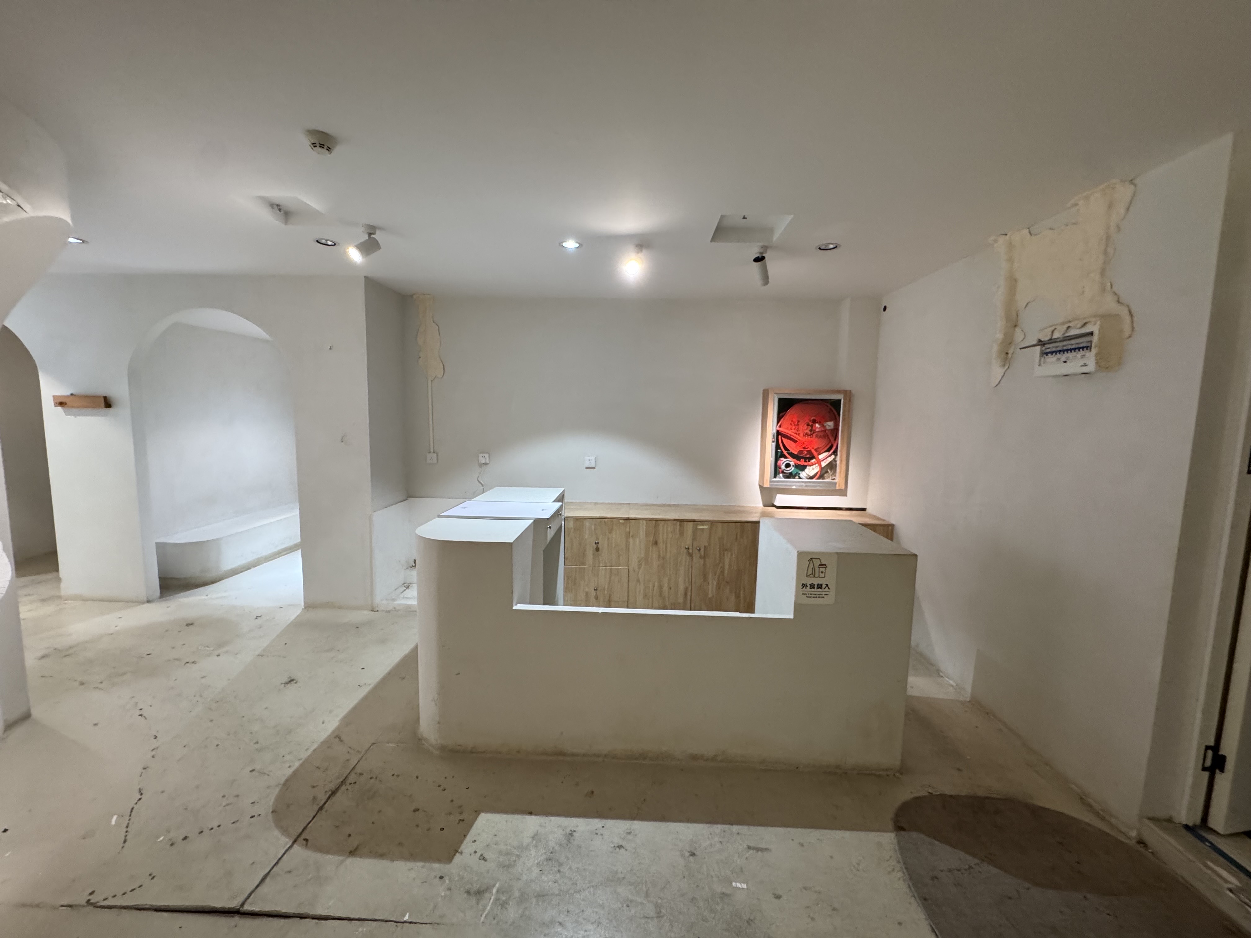 耀江商厦   100.0㎡      4000.0元/月室内图