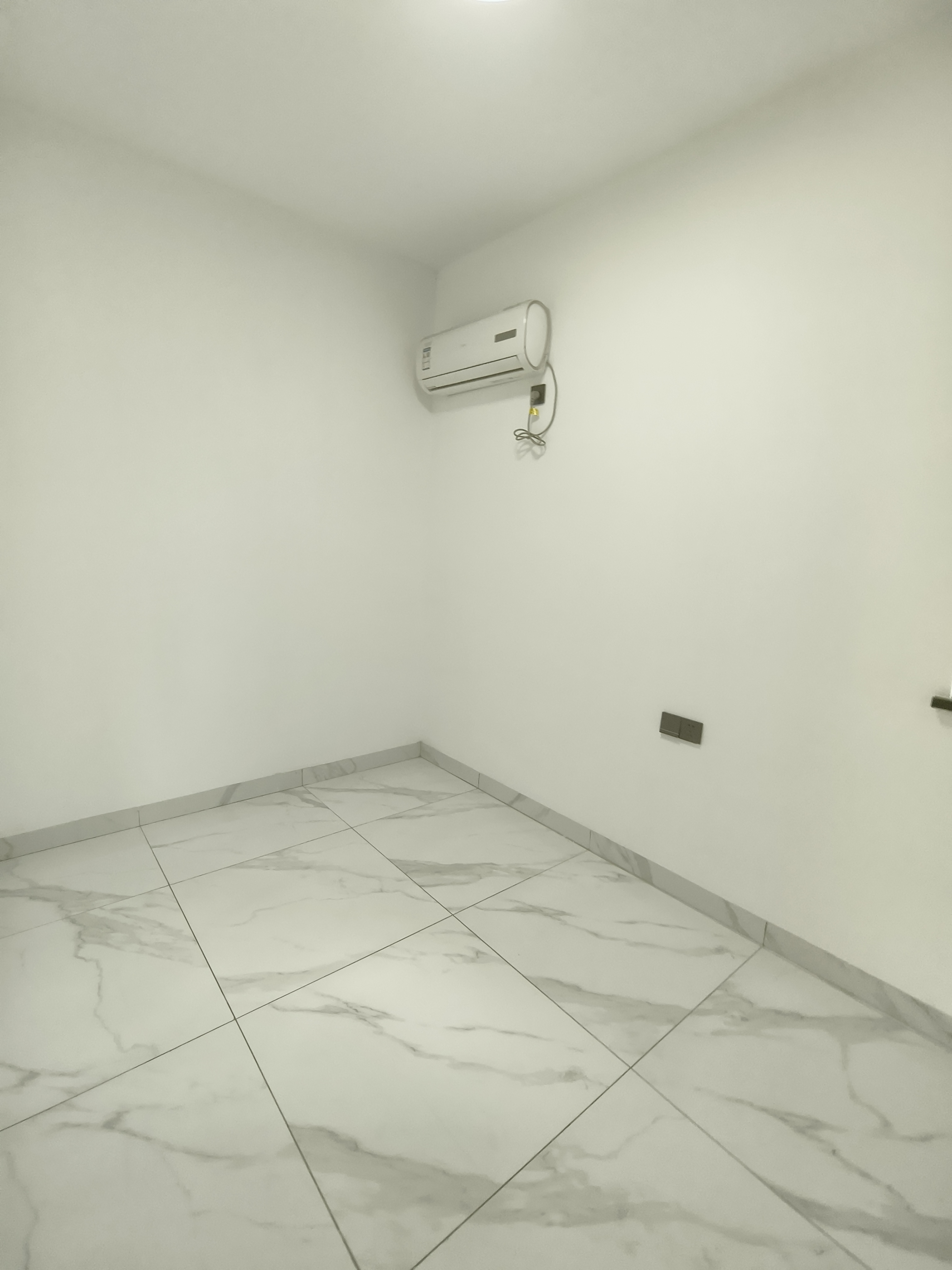 东方天澜汇 3室2厅2卫 6800.0元/月 东方天澜汇 3室2厅2卫 6800.0元/月室内图