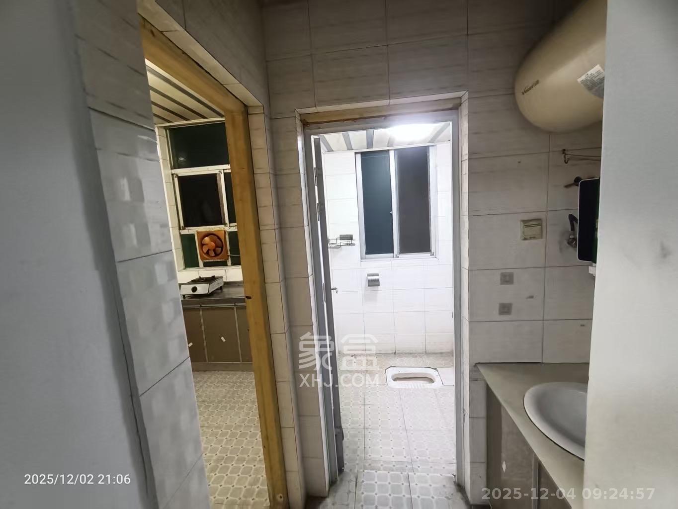 龙福小区 2室2厅1卫 1400.0元/月 龙福小区 2室2厅1卫 1400.0元/月室内图