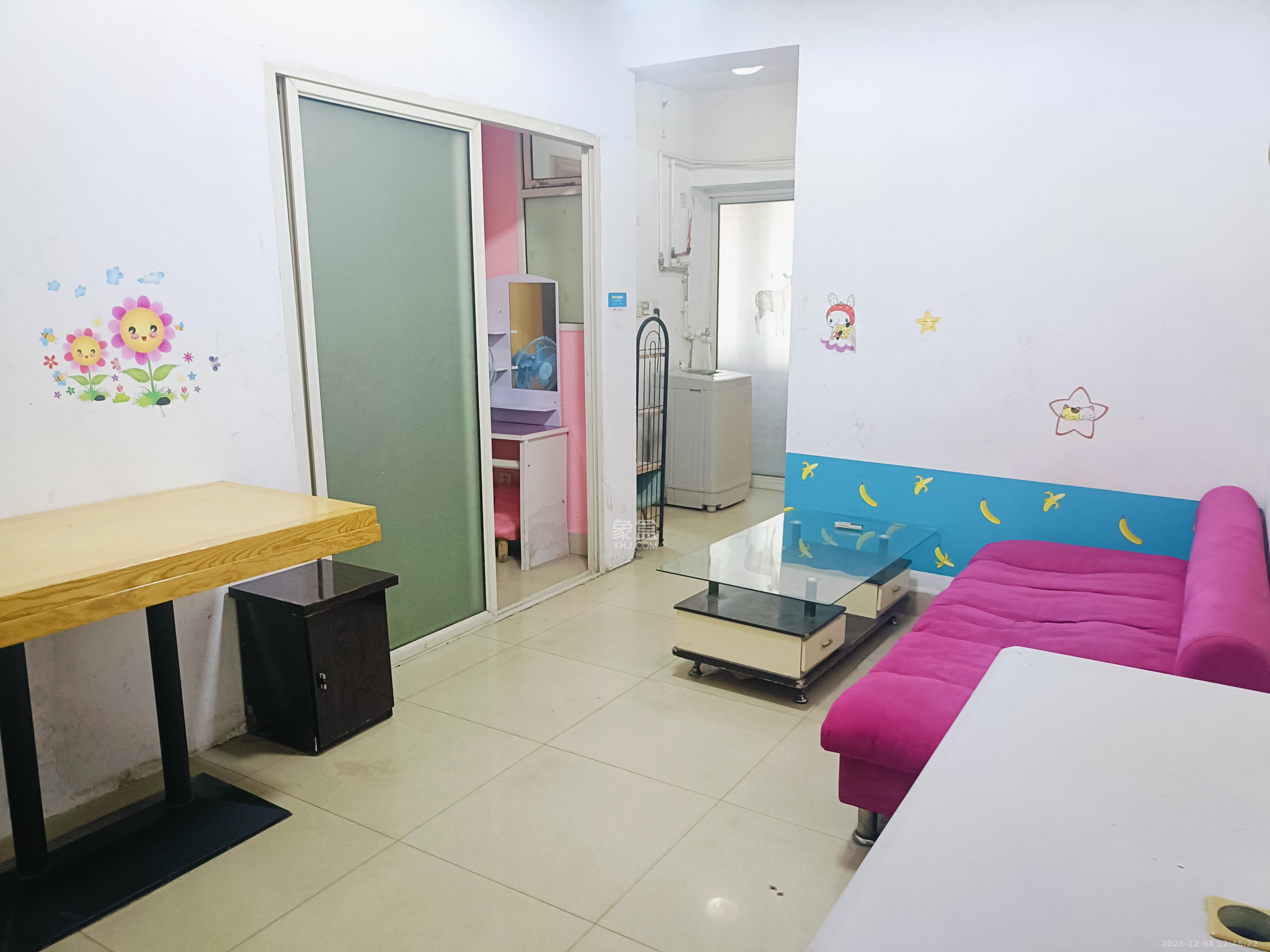 东风一村社区房（王家垅）  1室1厅1卫    900.0元/月室内图1