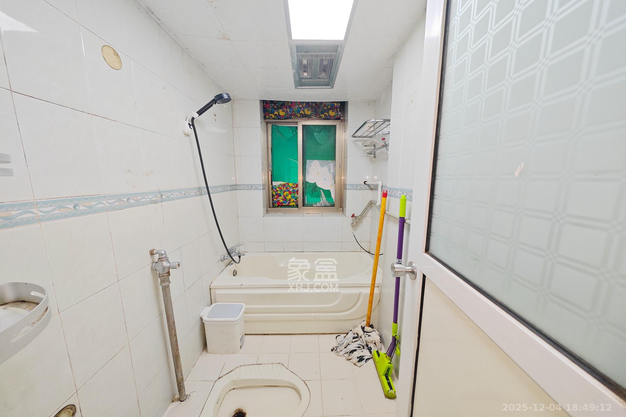 金叶公寓（原省烟草公司宿舍）  3室2厅1卫    83.0万其他