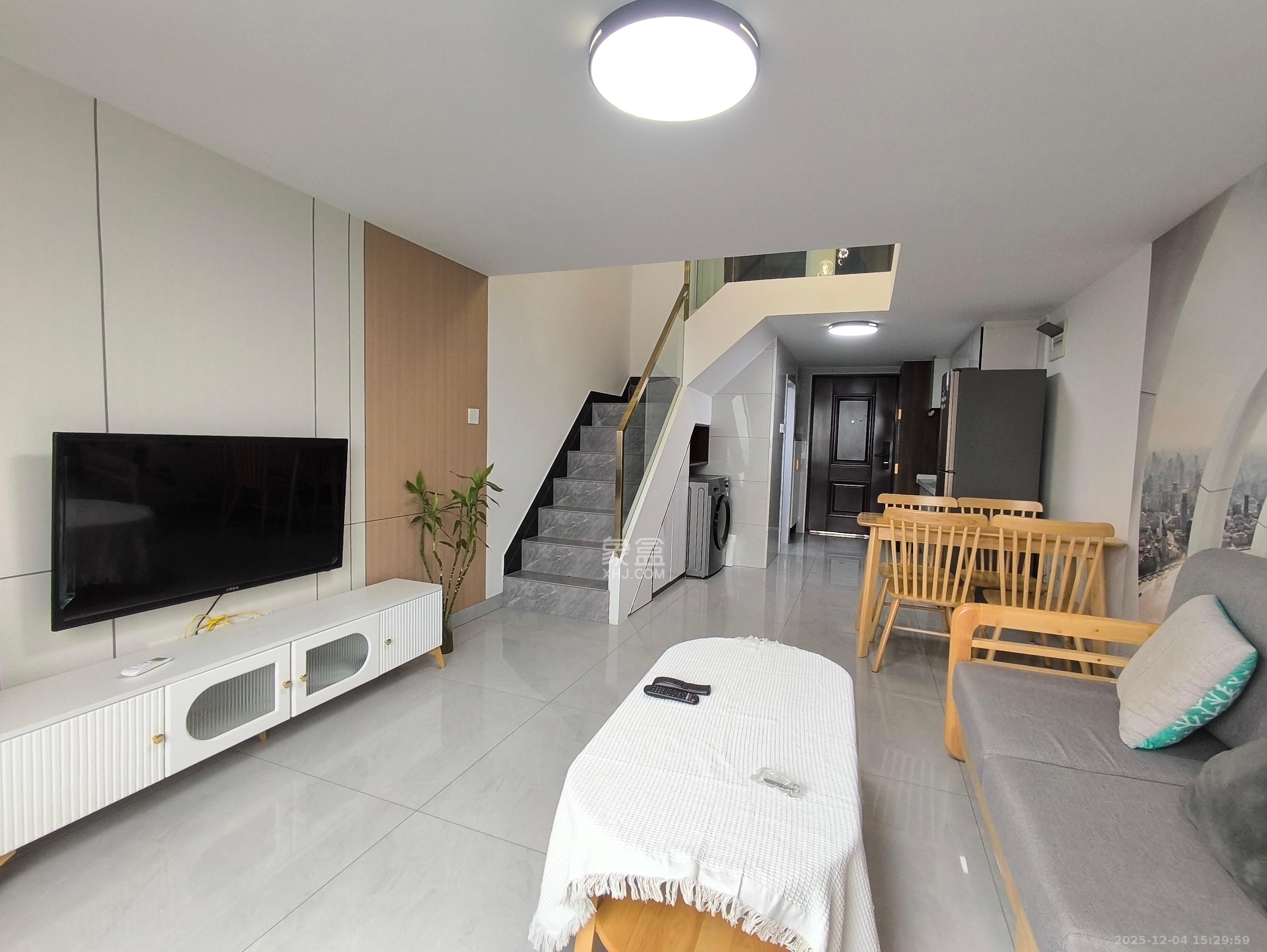 梅溪悦章  2室1厅1卫    2200.0元/月室内图