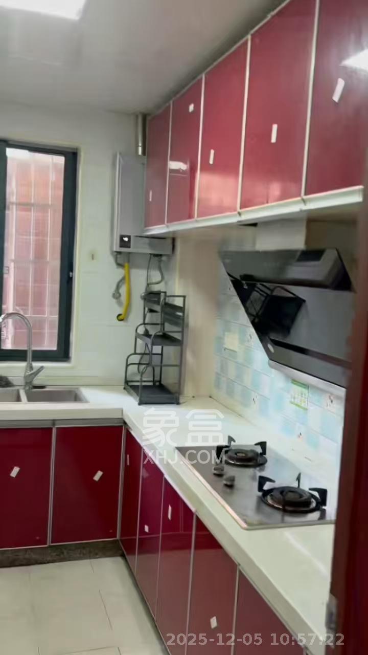 麓枫和苑  2室1厅1卫    2200.0元/月室内图