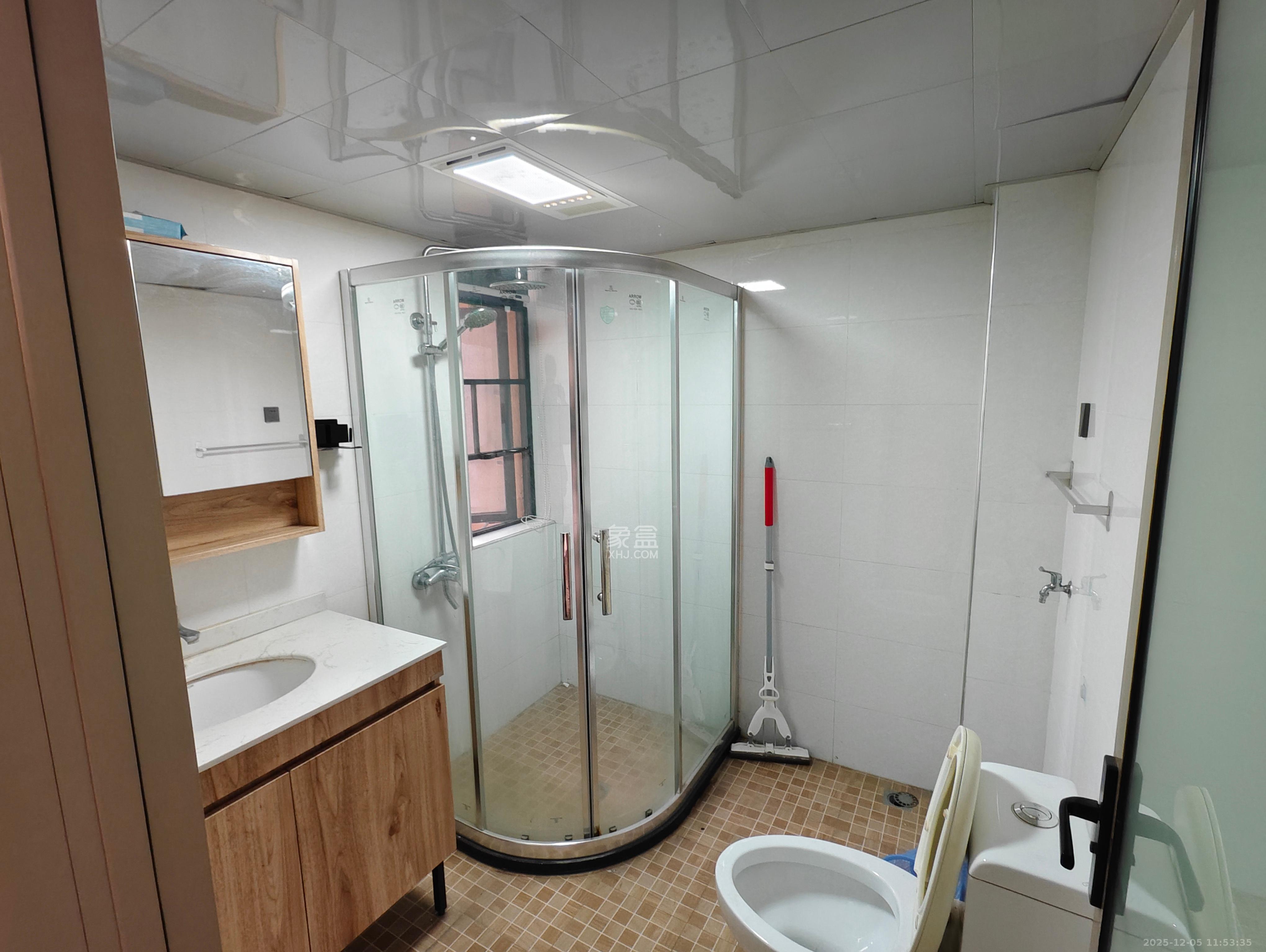 三江花中城 3室2厅2卫 3000.0元/月 三江花中城 3室2厅2卫 3000.0元/月室内图