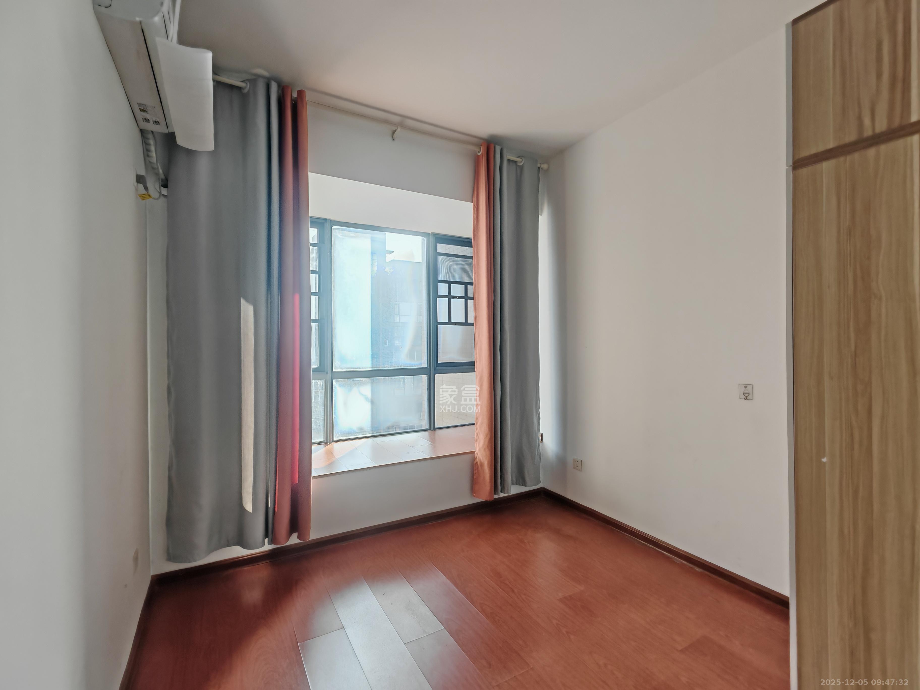 万博汇  4室2厅1卫    6500.0元/月室内图