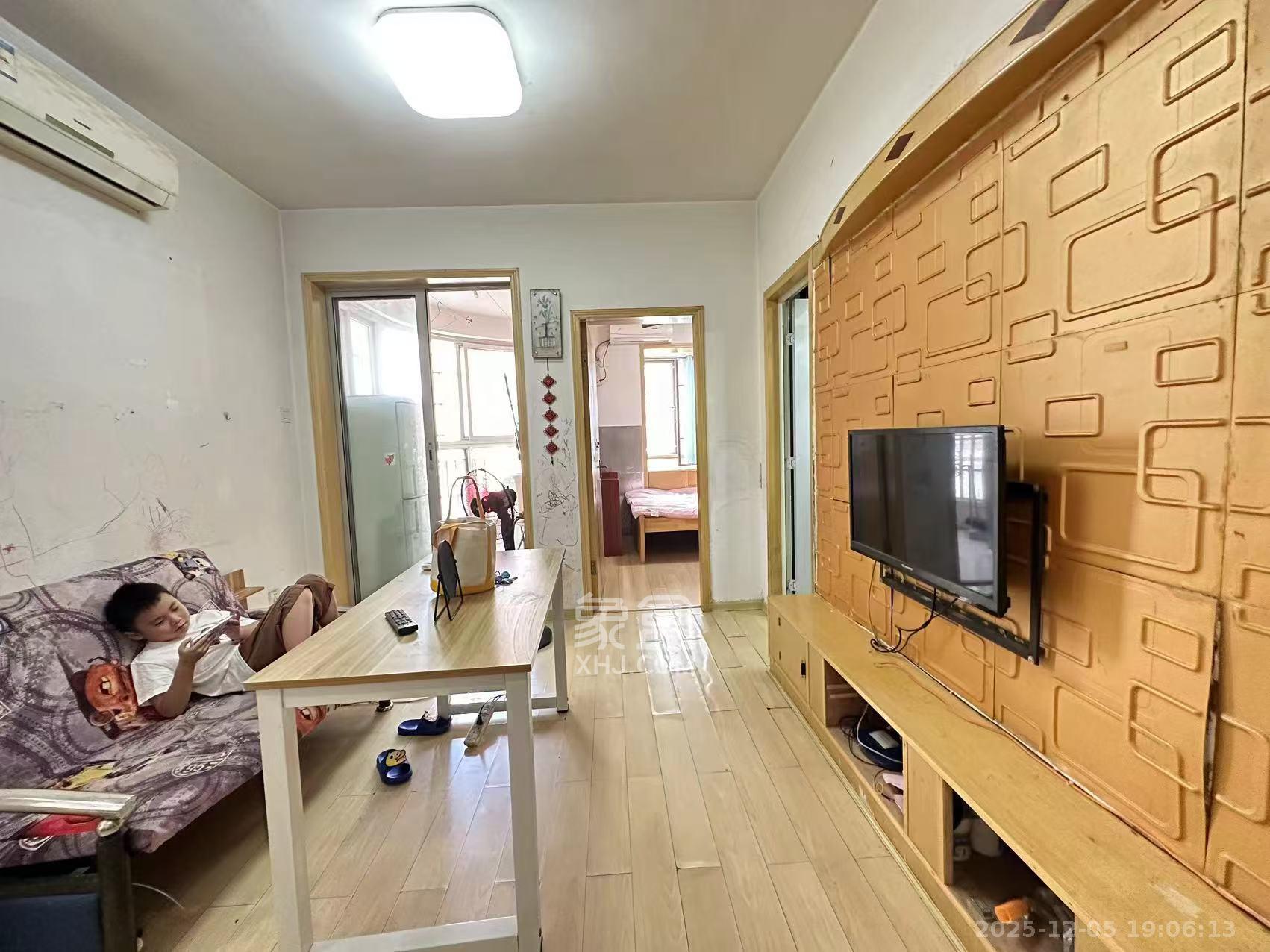 凯通国际城（凯通朝庭）  2室1厅1卫    1700.0元/月