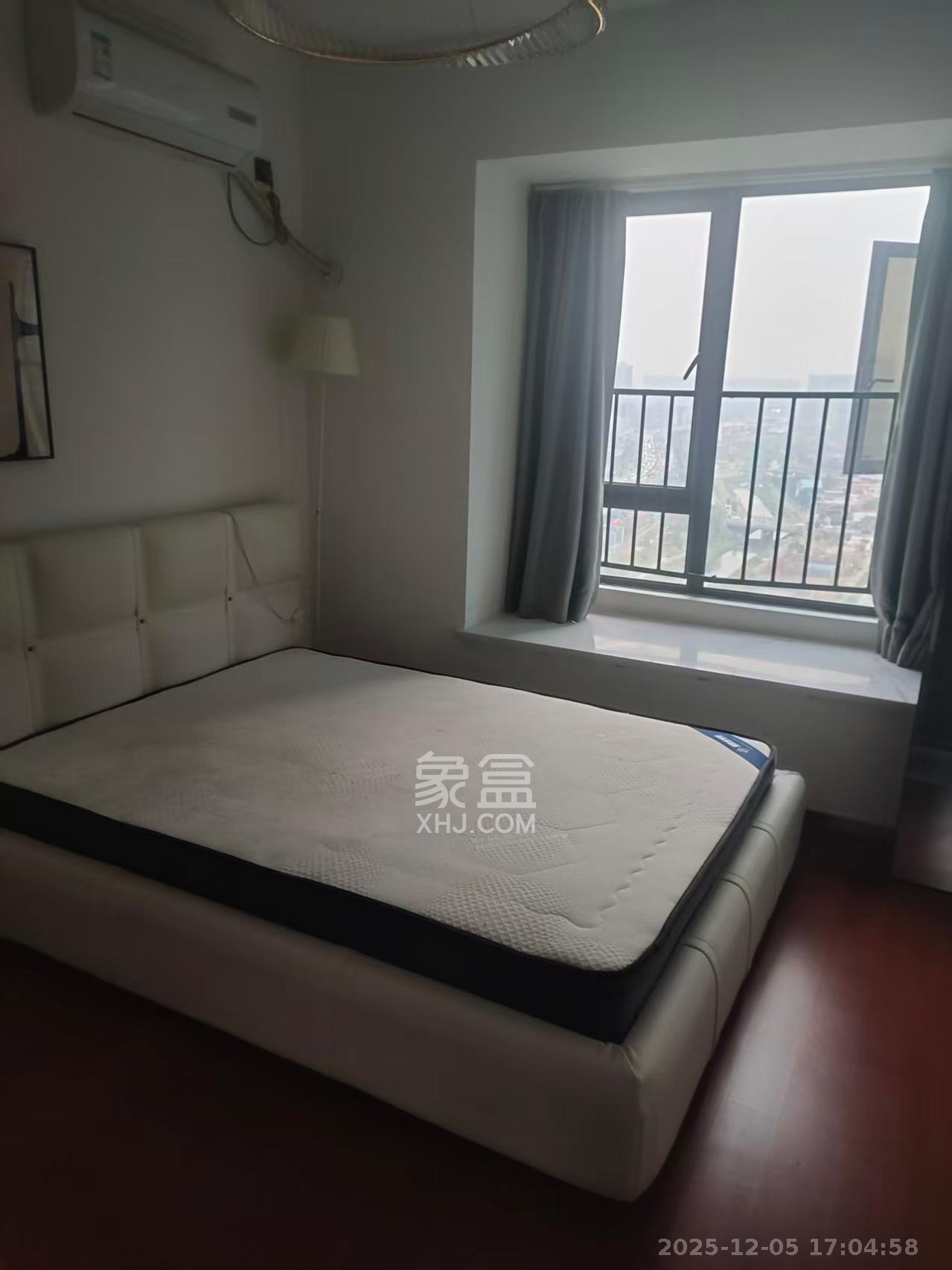 旭辉雨花郡 4室2厅2卫 6500.0元/月 旭辉雨花郡 4室2厅2卫 6500.0元/月室内图