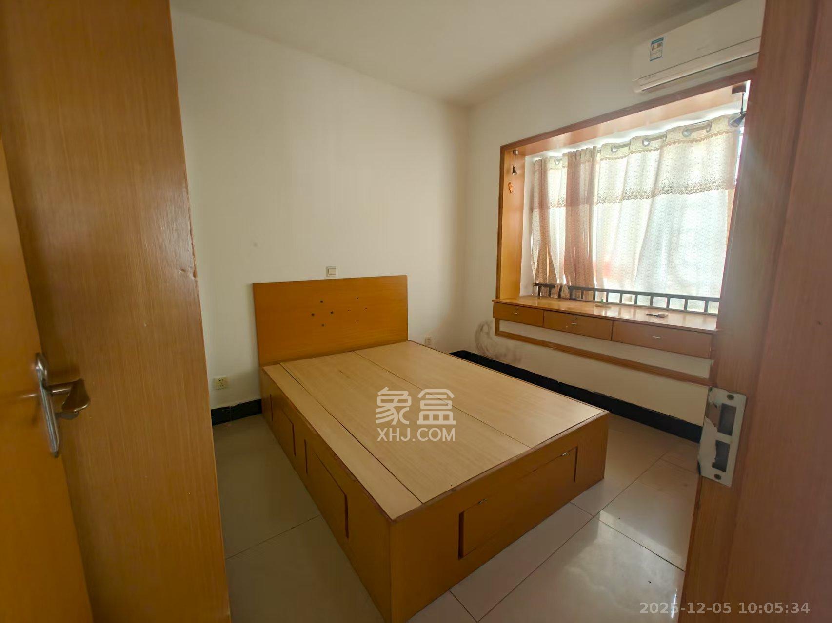 银港水晶城 2室2厅1卫 2100.0元/月 银港水晶城 2室2厅1卫 2100.0元/月室内图