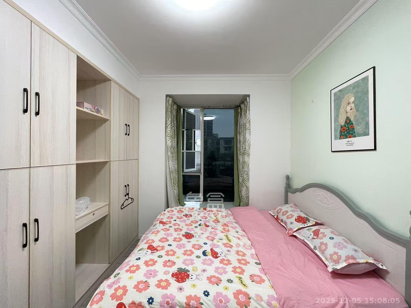 美麓阳光  3室2厅1卫    2880.0元/月室内图