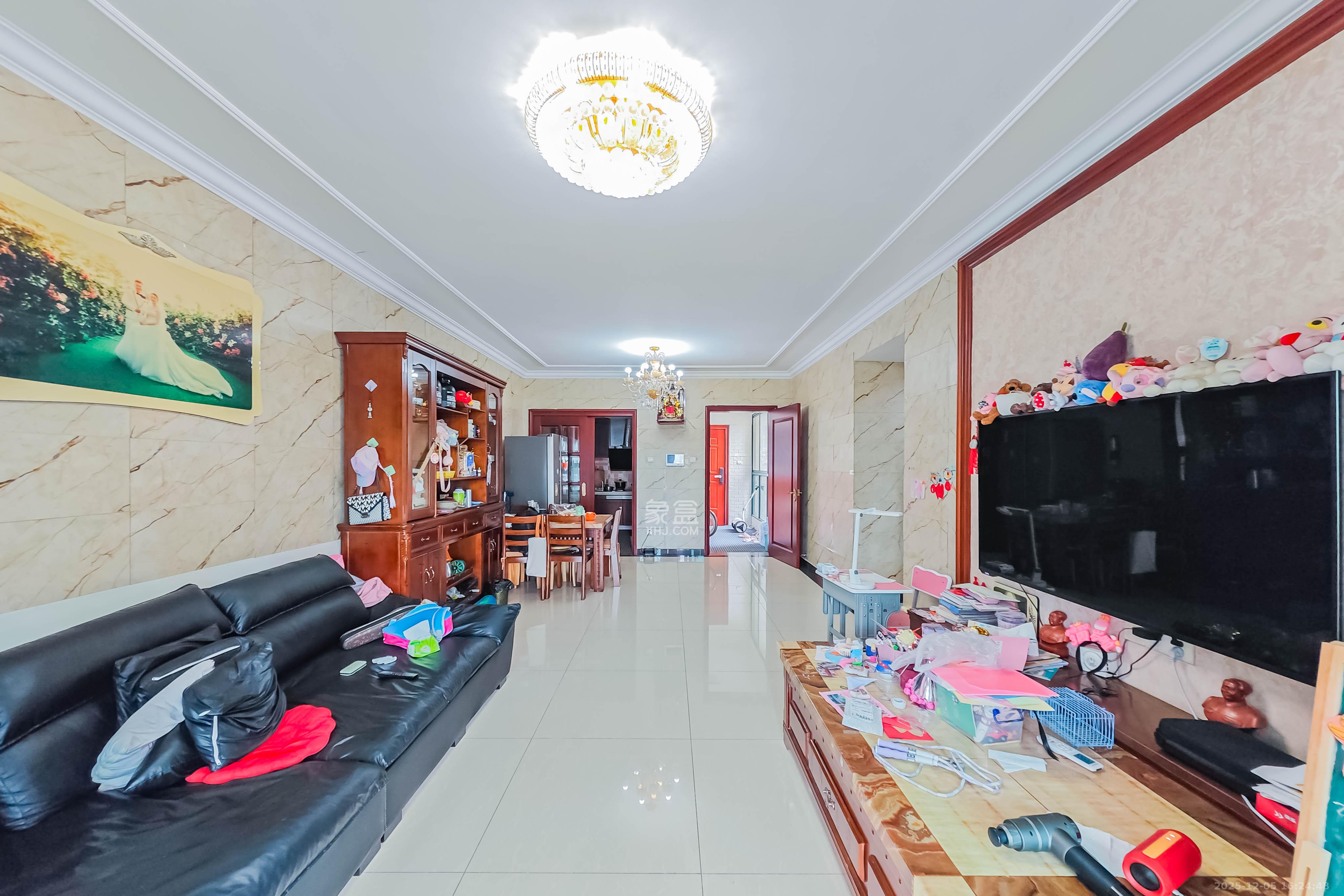 恒大绿洲 3室2厅2卫 120.0万 恒大绿洲 3室2厅2卫 120.0万客厅