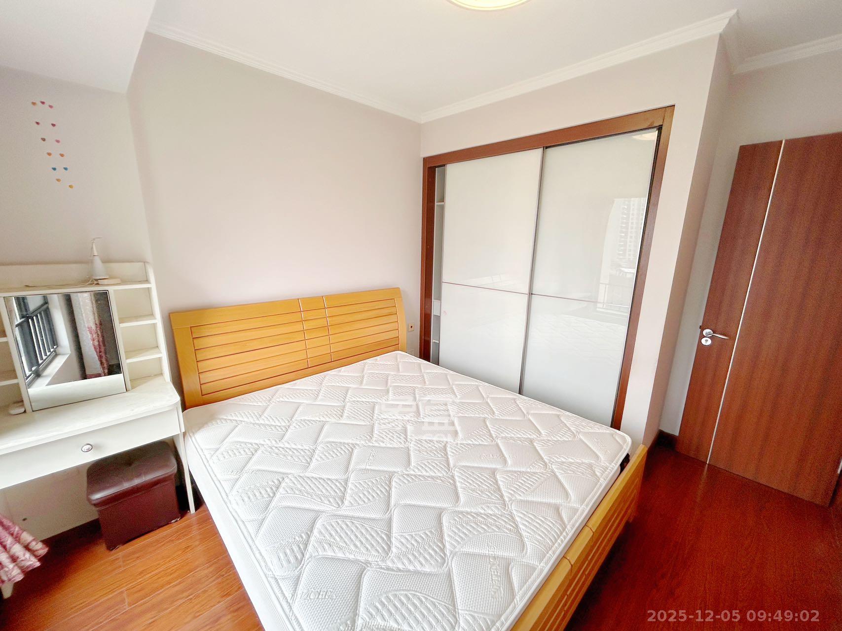 万科金域华府三四期 3室2厅1卫 2600.0元/月 万科金域华府三四期 3室2厅1卫 2600.0元/月室内图